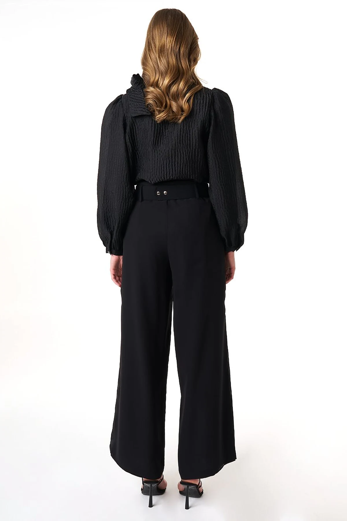 Metal Buckle Detailed Crepe Pants Black