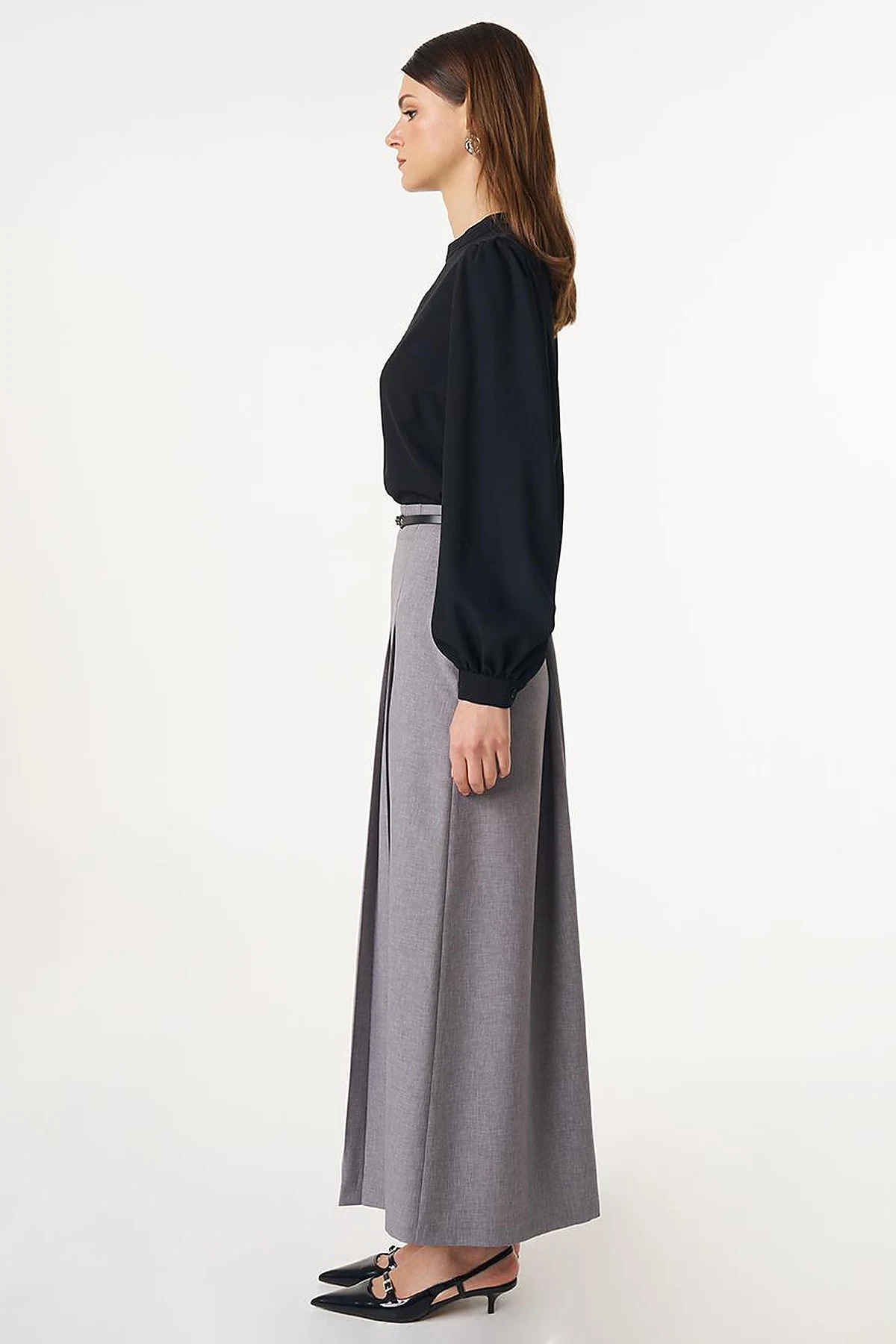 Belted Pleated Skirt Gray 