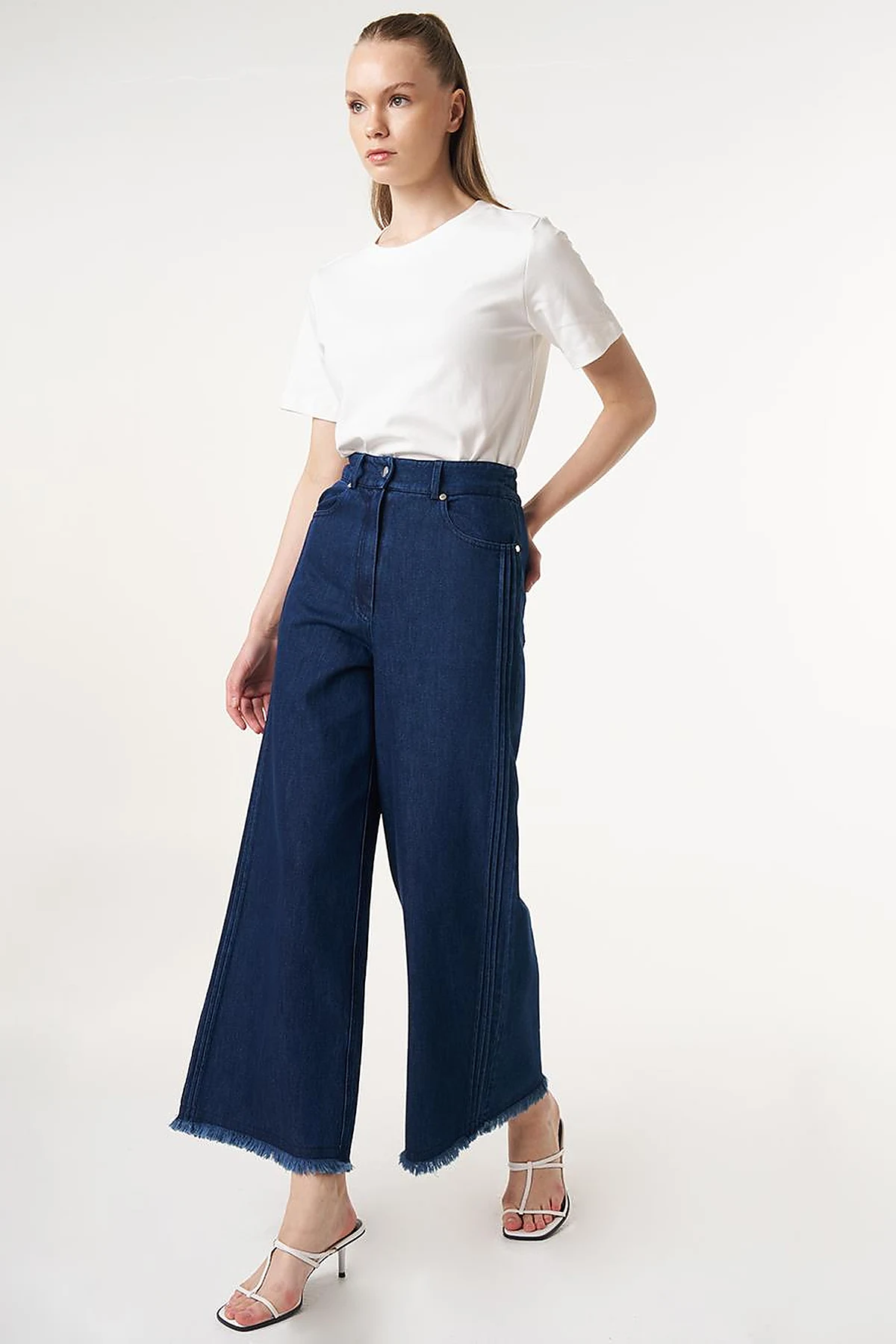 Frayed Hem Marine Fit Denim Pants Navy