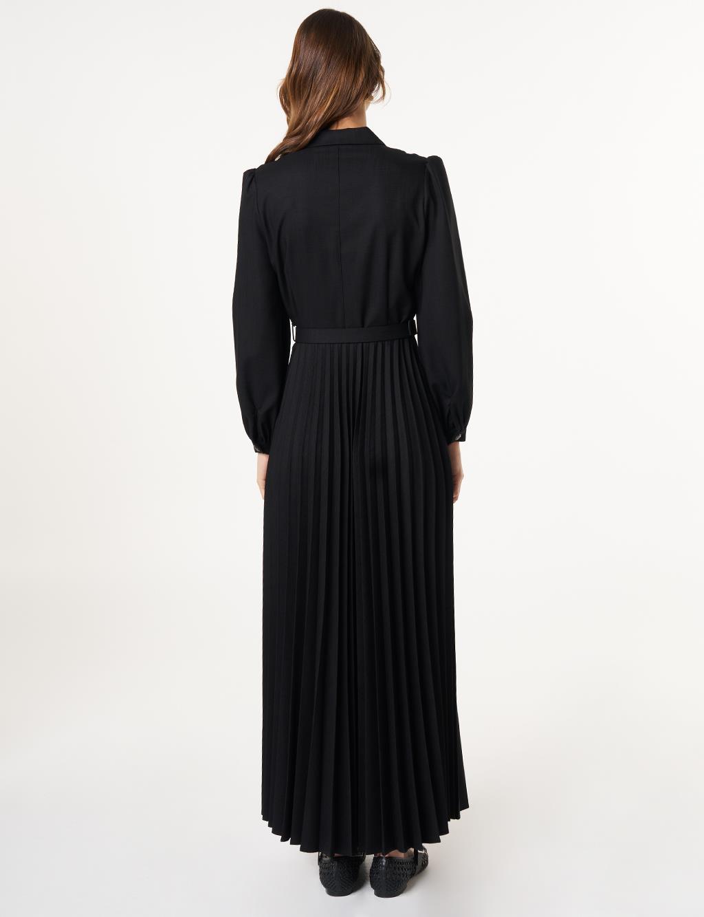 Button-Detail Pleated Dress Black