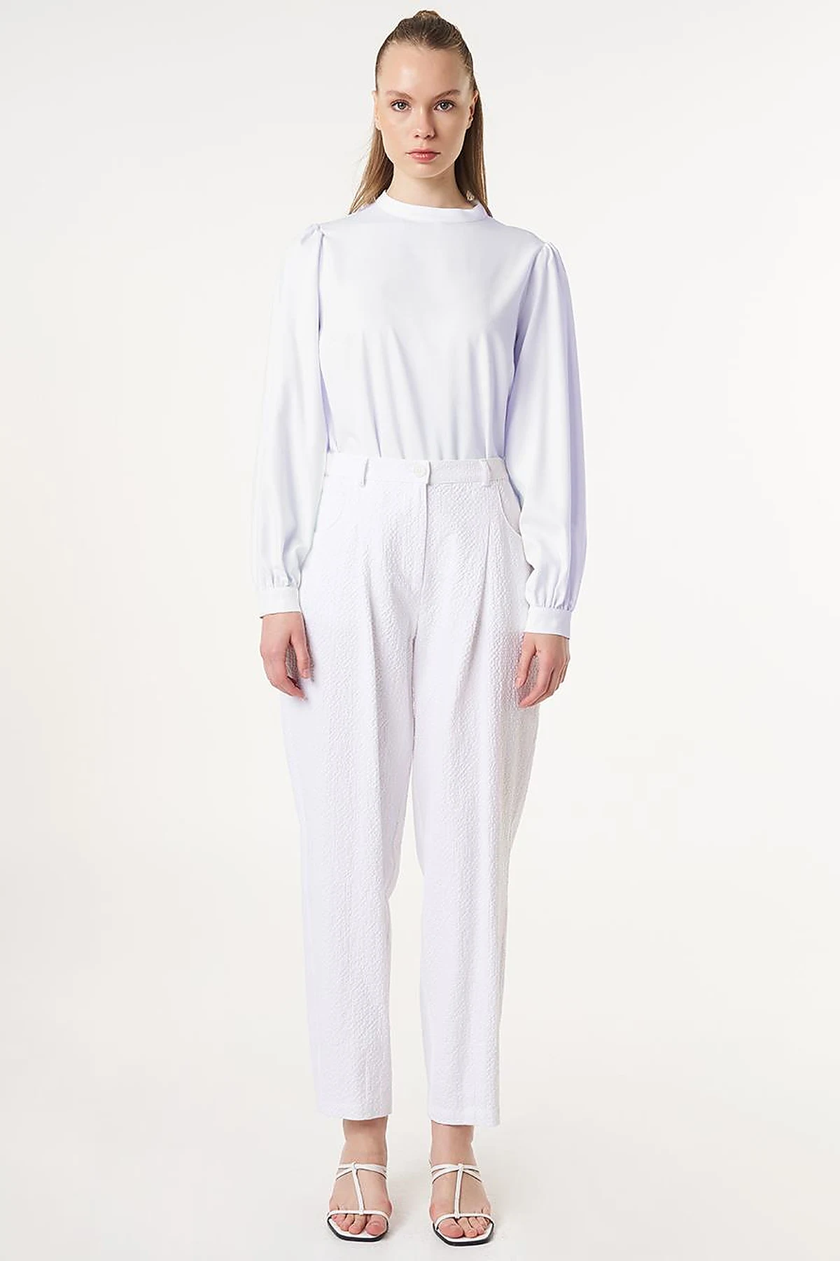 Embroidered Carrot Cut Trousers Optic White
