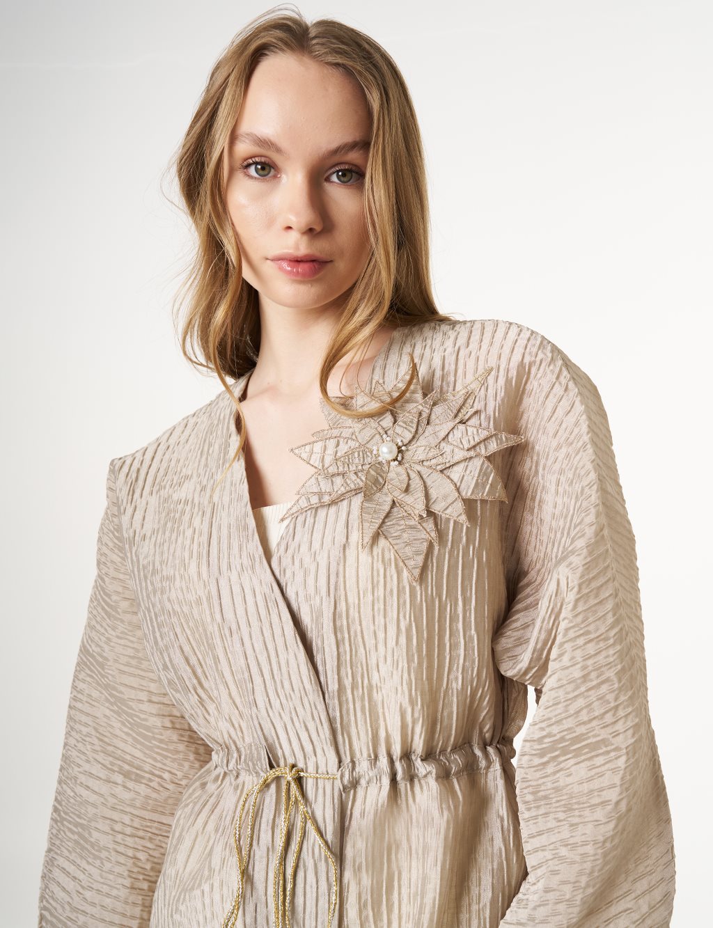 Floral Appliqué Jacquard Kimono Moss Green