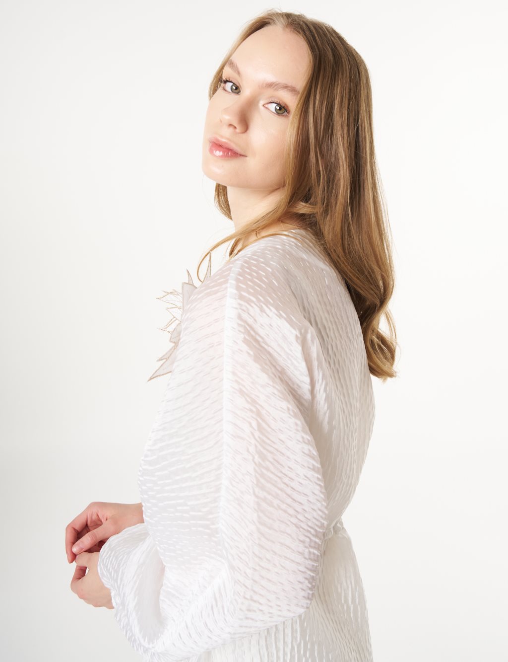 Floral Appliqué Jacquard Kimono Optic White 