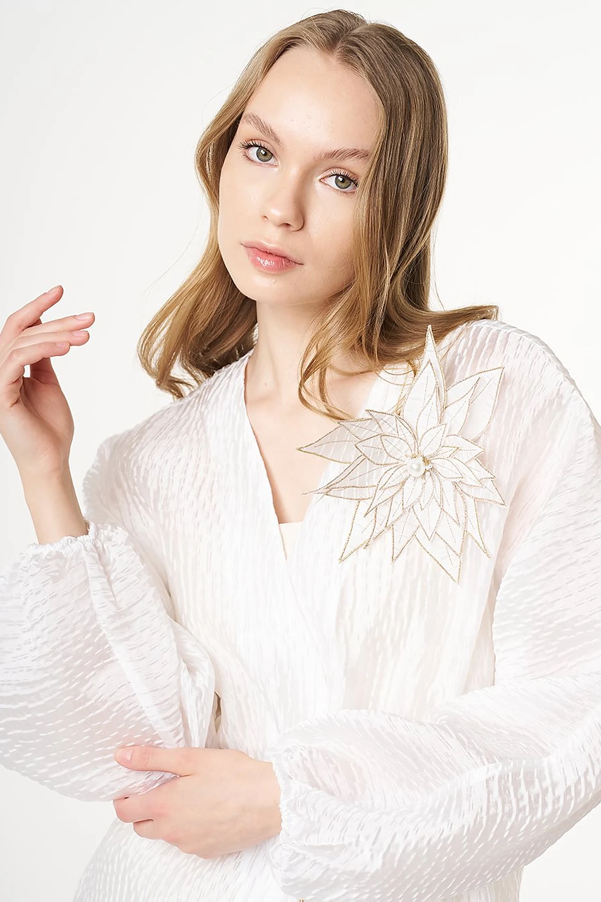 Floral Appliqué Jacquard Kimono Optic White 