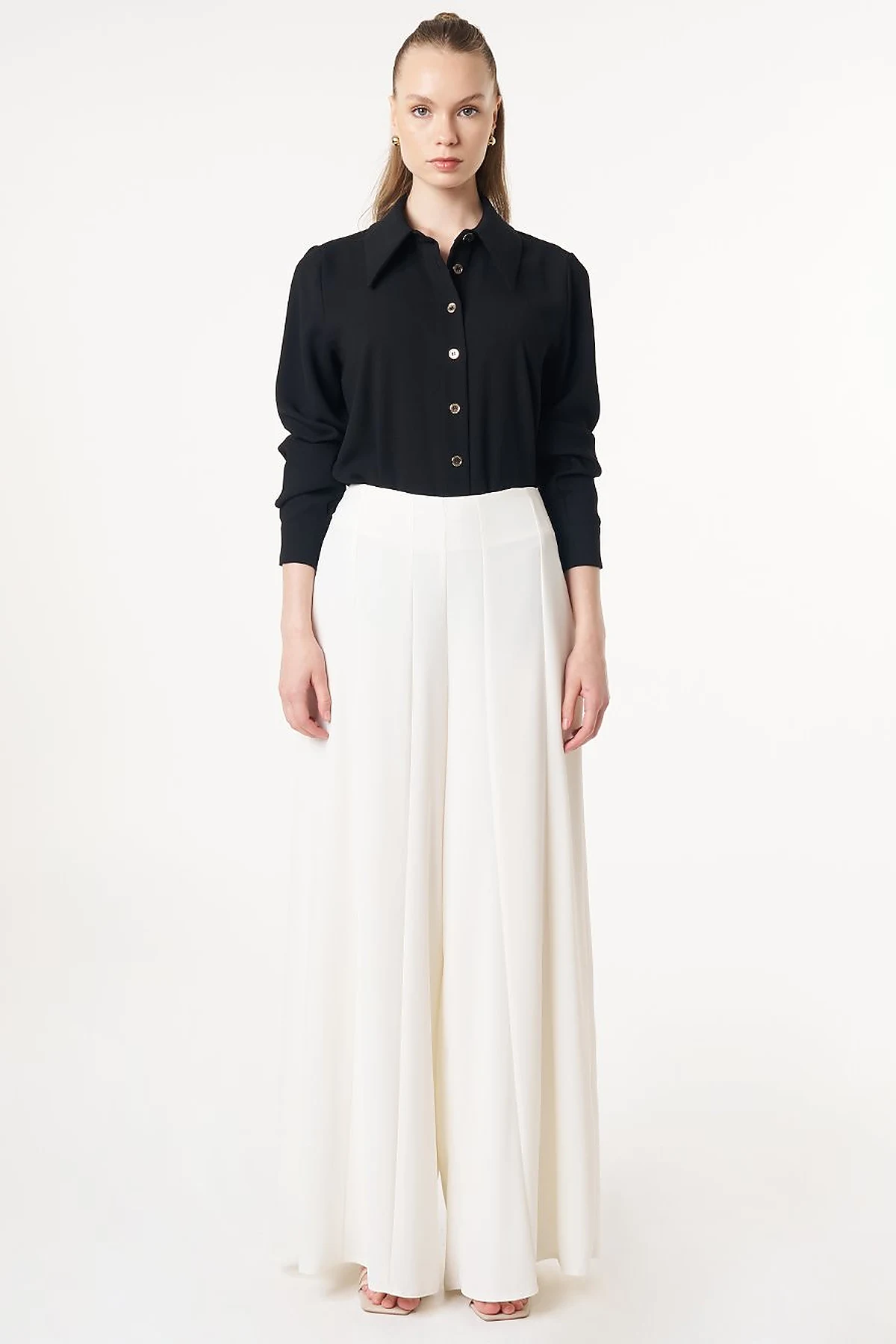 Pleated Wide-Leg Pants Ecru 