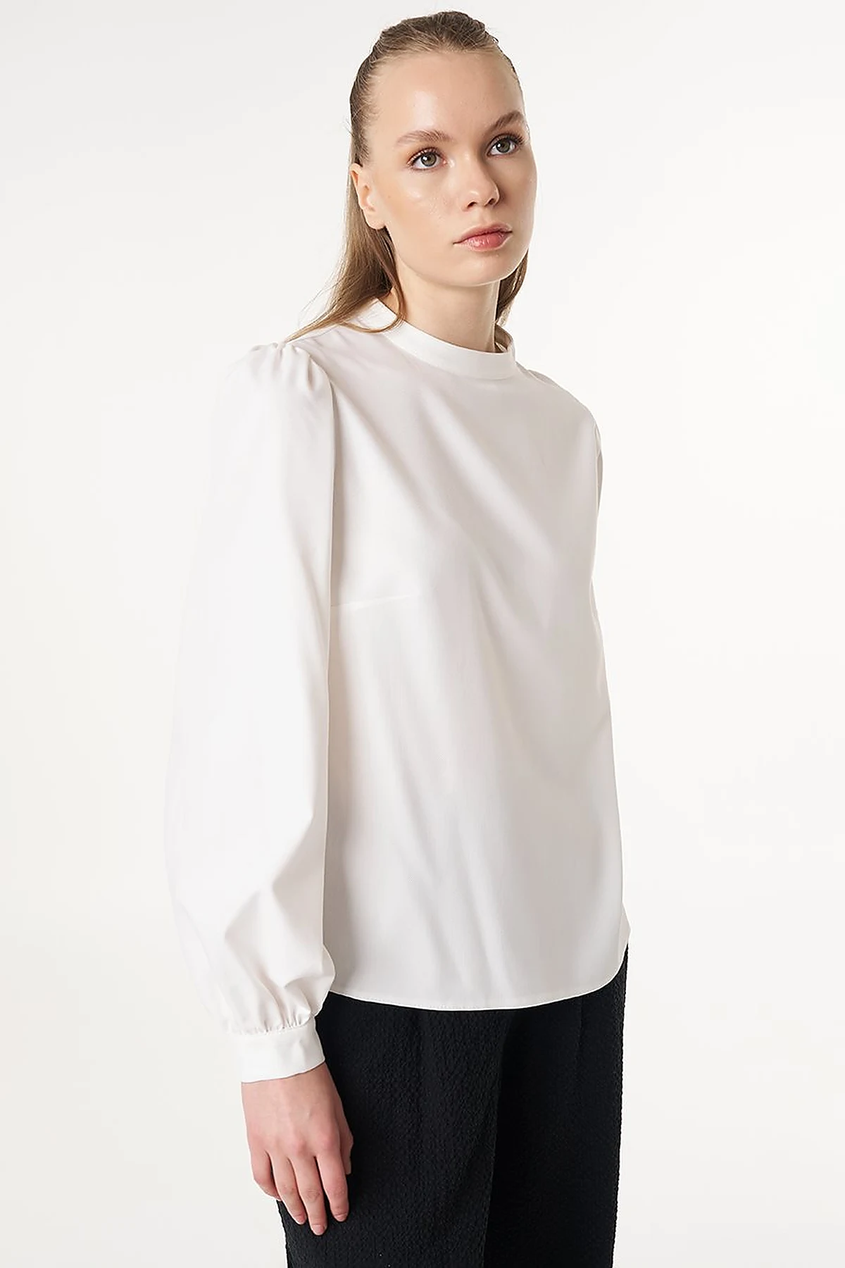 Mandarin Collar Basic Blouse Ecru