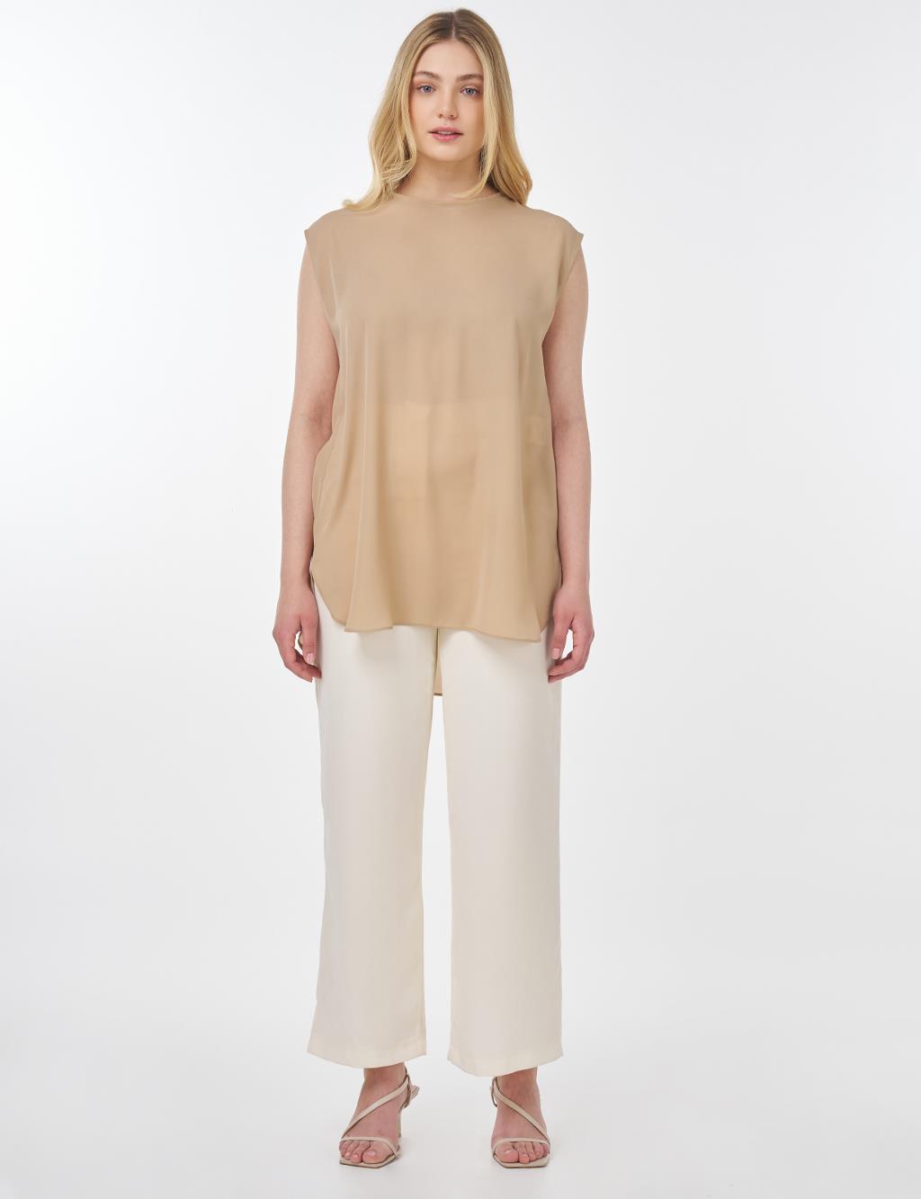 Crew Neck Basic T-Shirt Beige