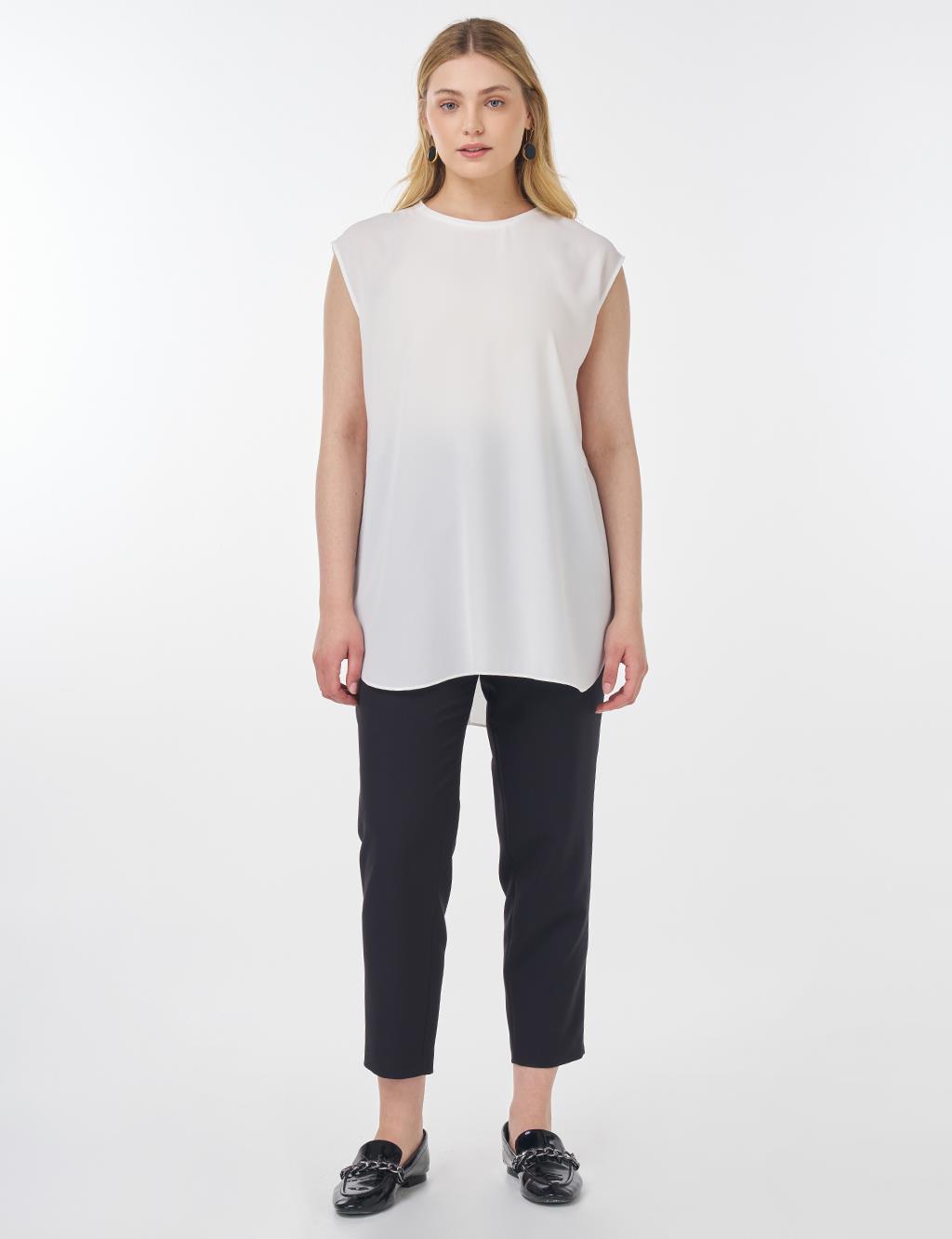 Crew Neck Basic T-Shirt Ecru