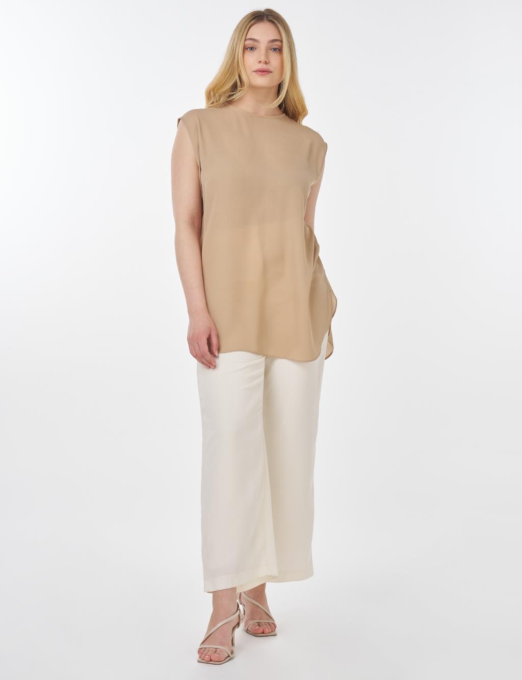Crew Neck Basic T-Shirt Beige