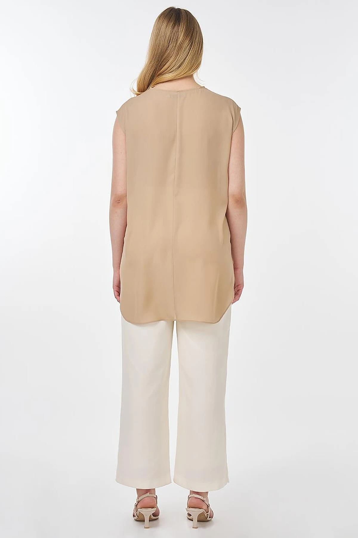 Crew Neck Basic T-Shirt Beige