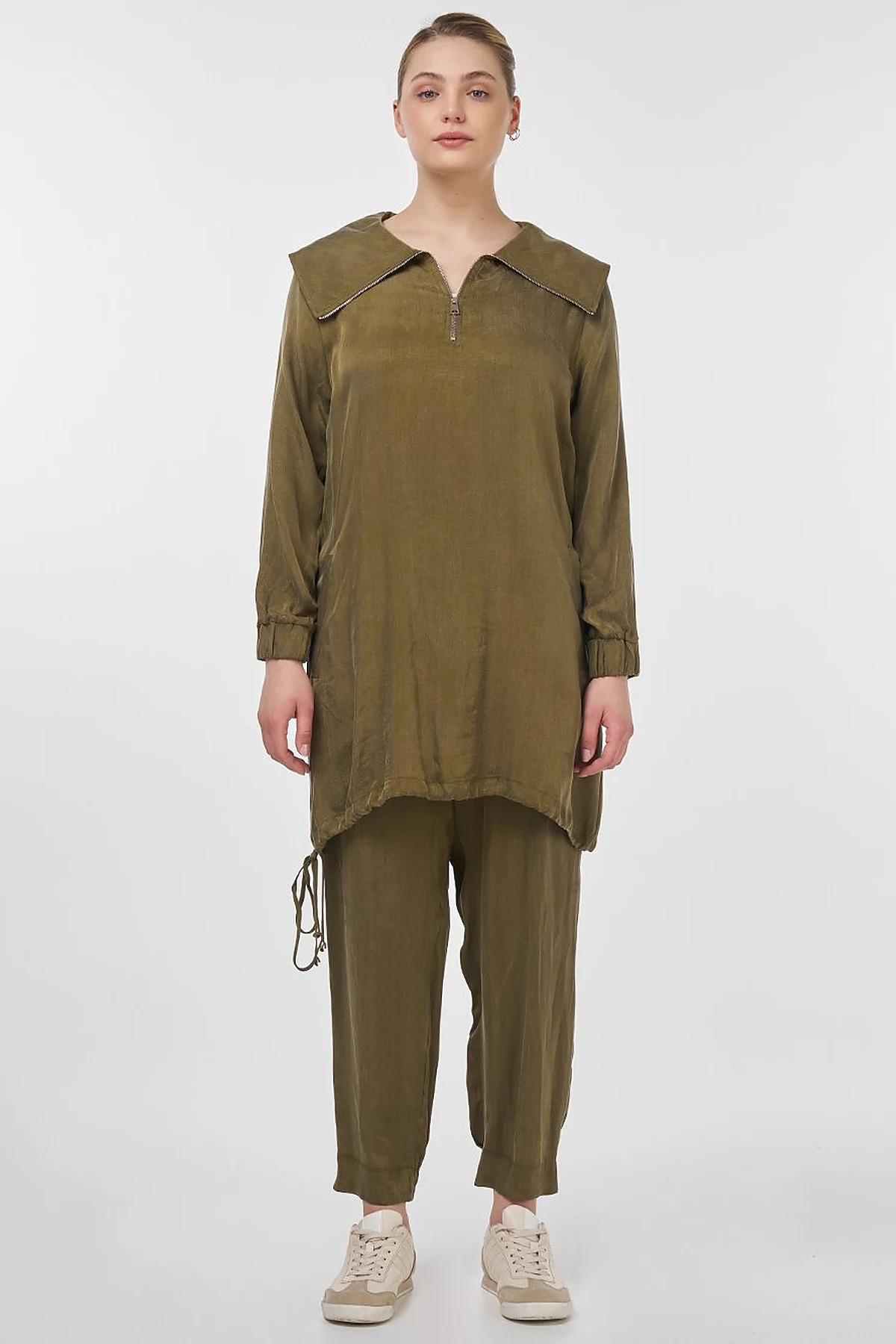 Wide Collar Lyocell Two-Piece Set Khaki