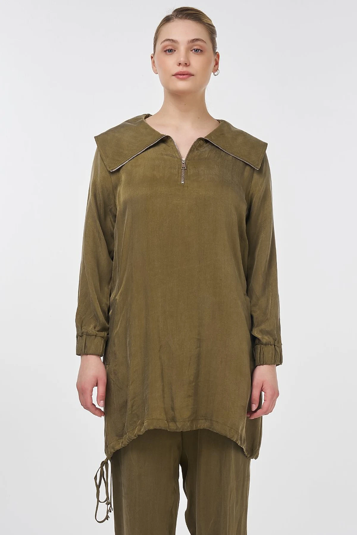 Wide Collar Lyocell Two-Piece Set Khaki