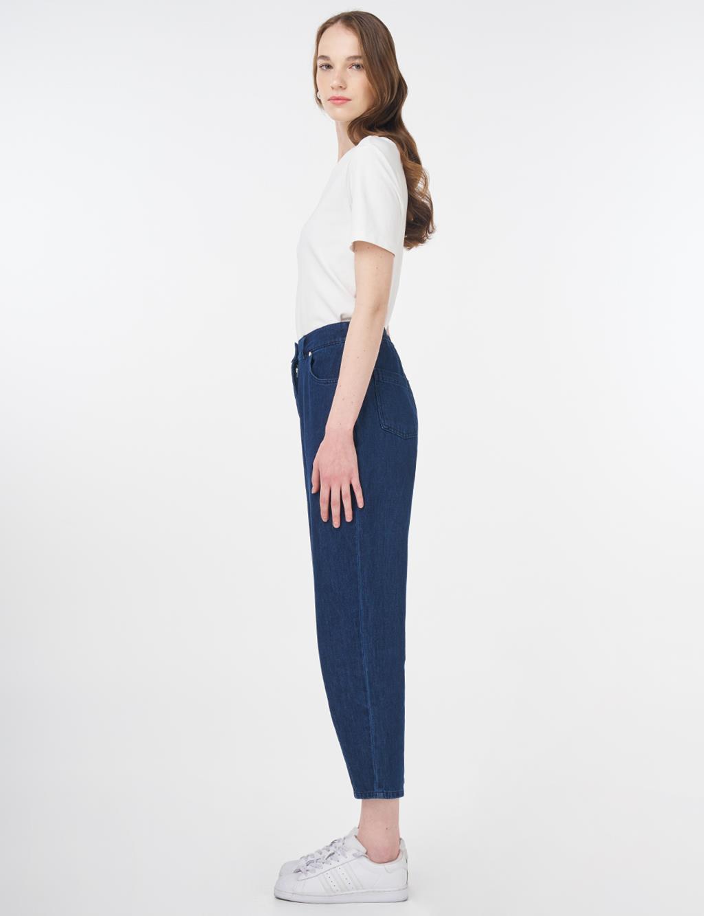 Carrot Cut Pocket Detailed Denim Pants Navy Blue