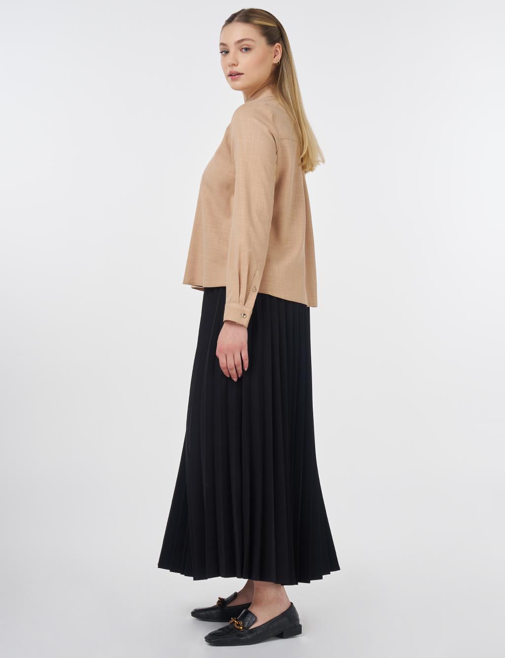 Shiny Buttoned Mandarin Collar Blouse Beige