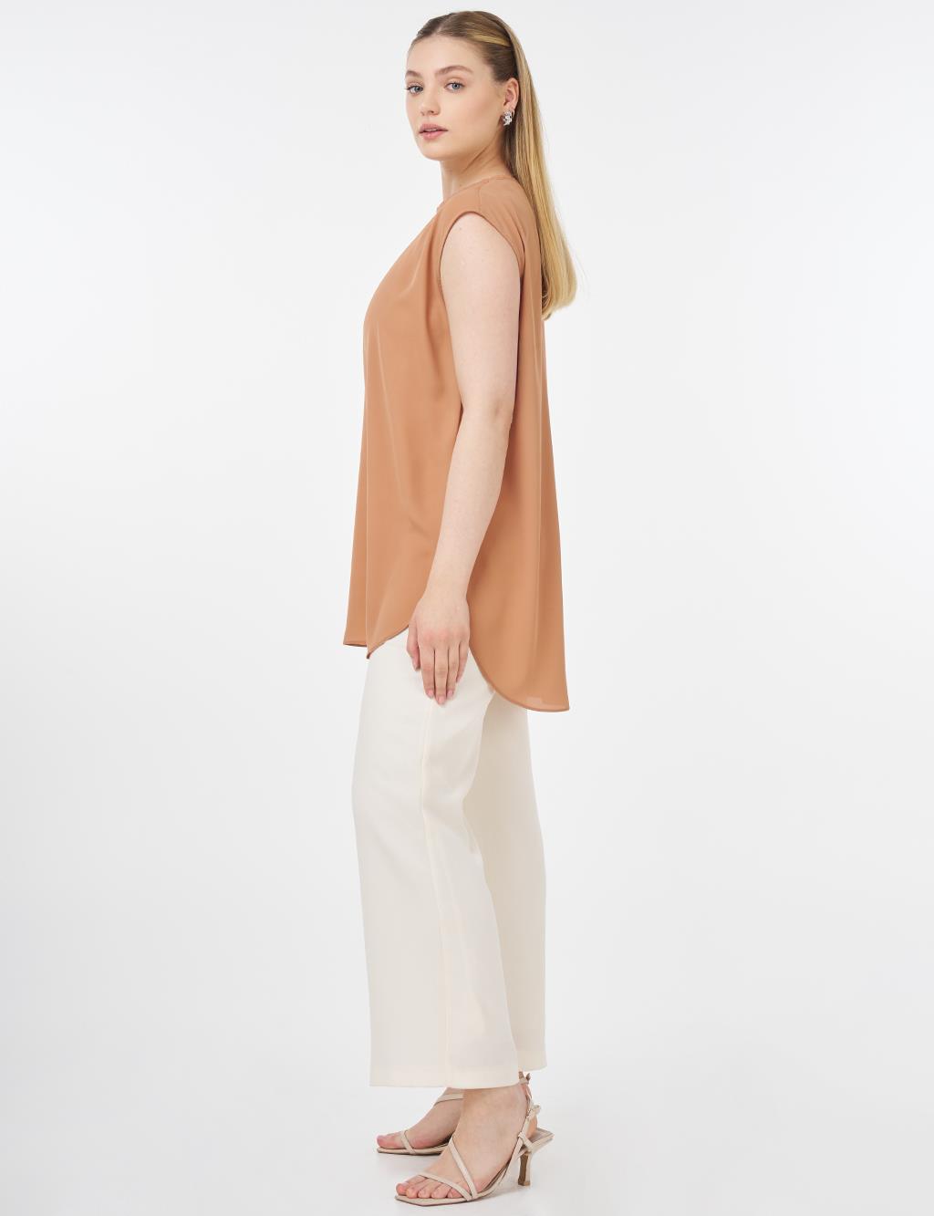Crew Neck Basic T-Shirt Tile