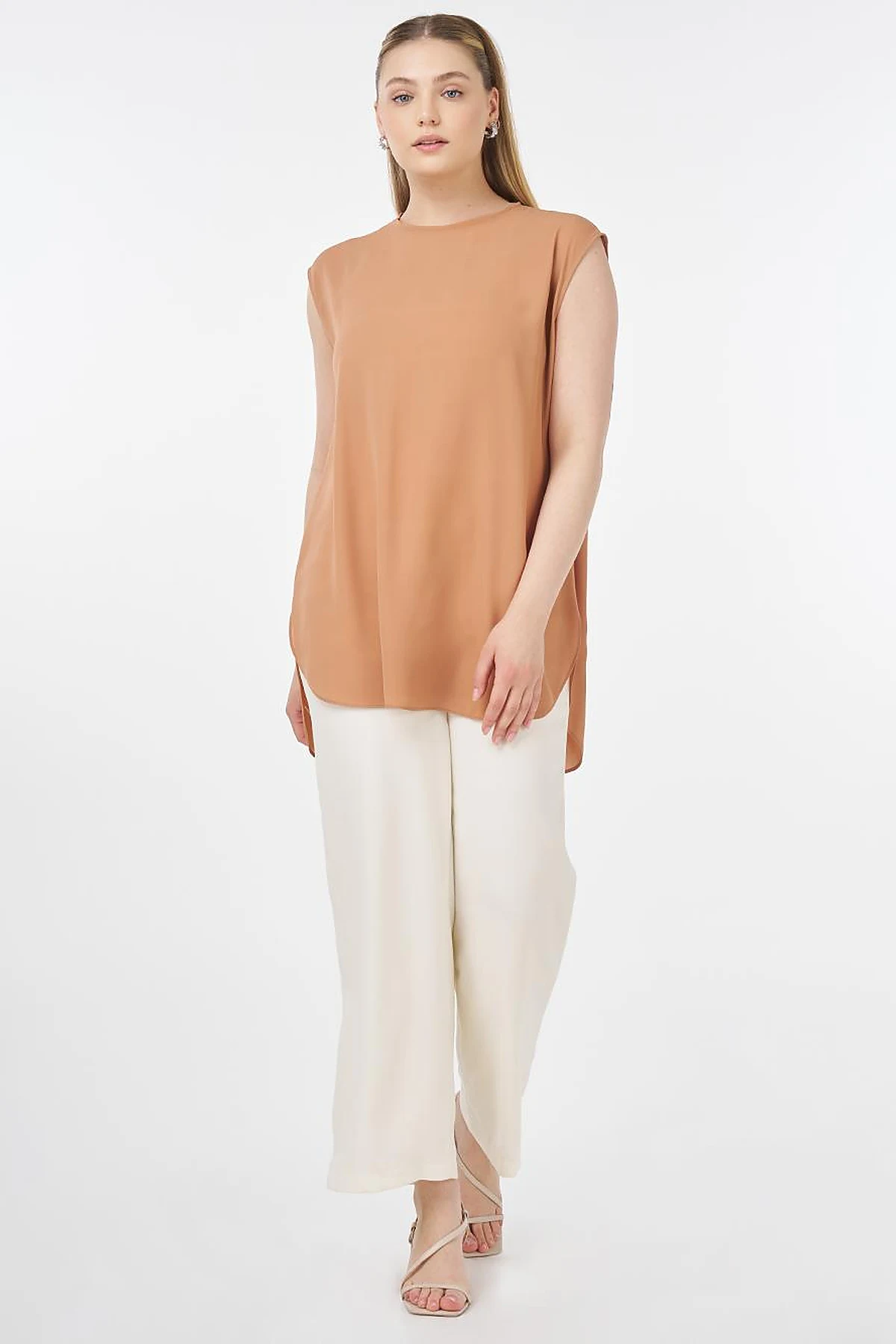 Crew Neck Basic T-Shirt Tile