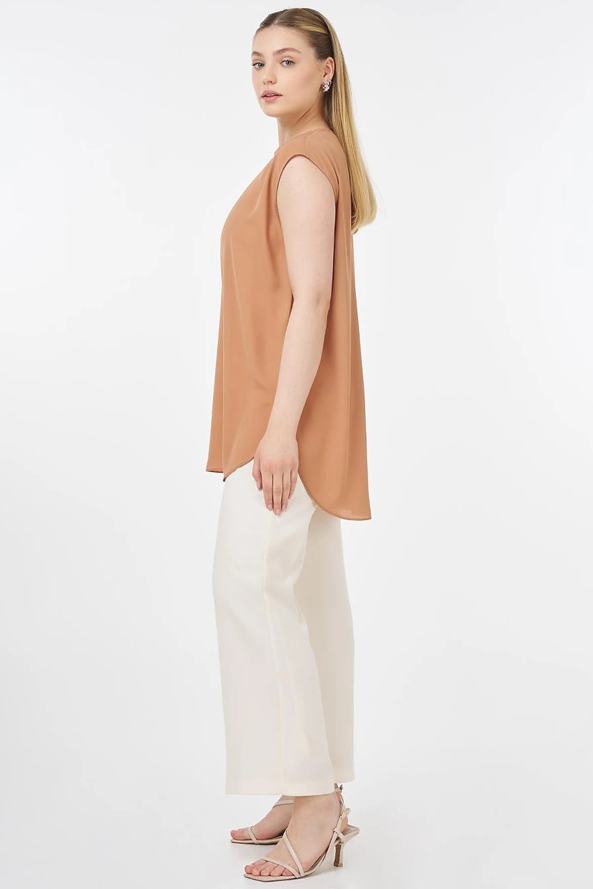 Crew Neck Basic T-Shirt Tile