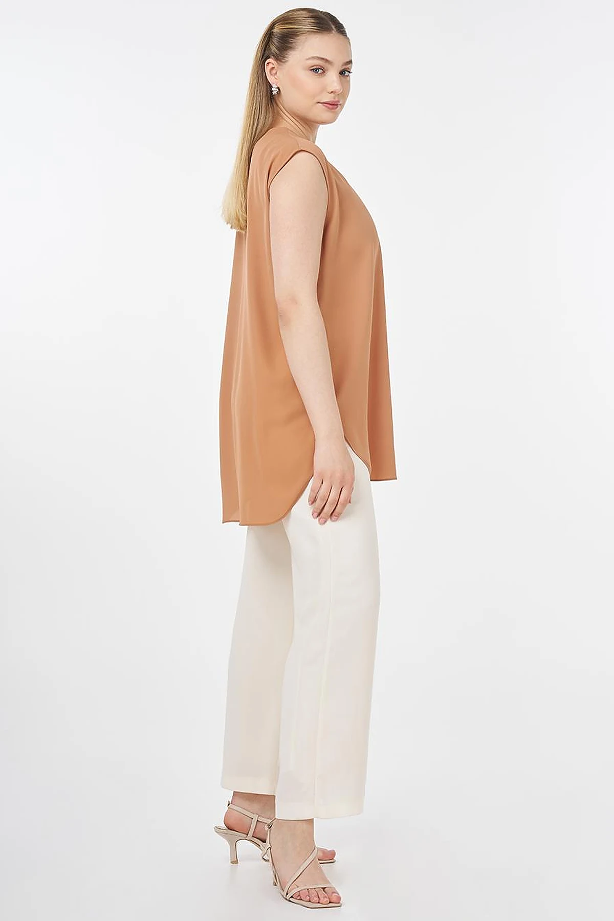 Crew Neck Basic T-Shirt Tile