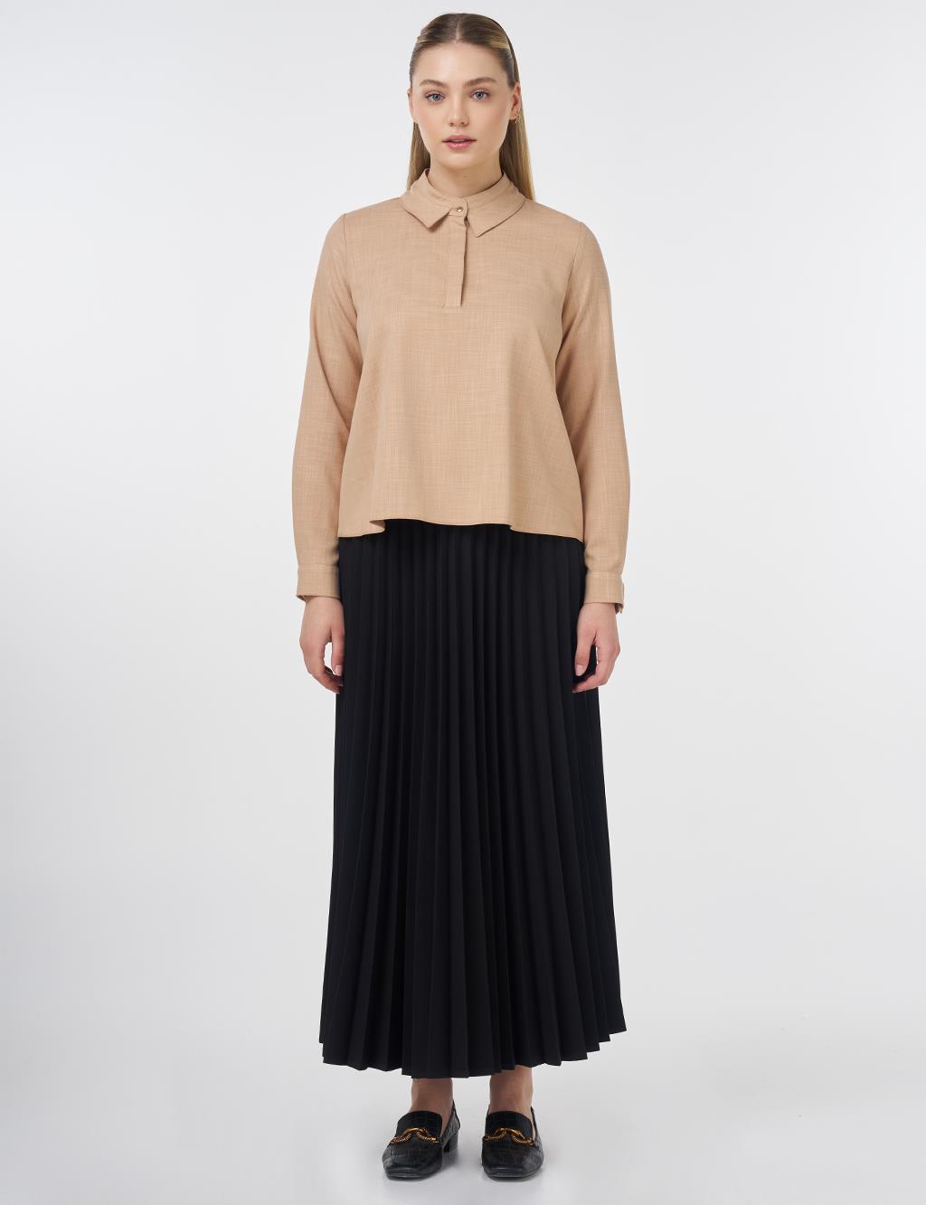 Shiny Buttoned Mandarin Collar Blouse Beige