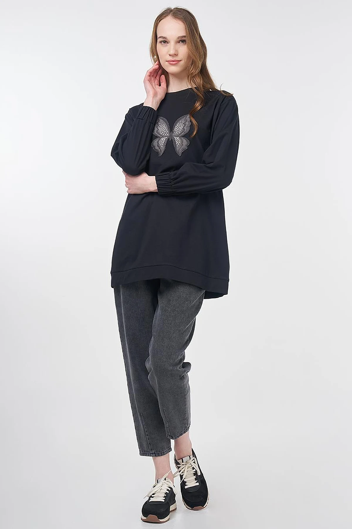 Kelebek Nakışlı Pamuklu Sweatshirt Siyah