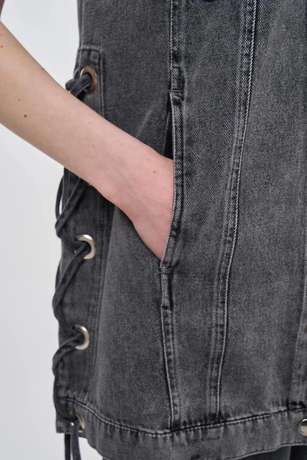 Eyelet Detail Side-Tie Denim Vest Anthracite