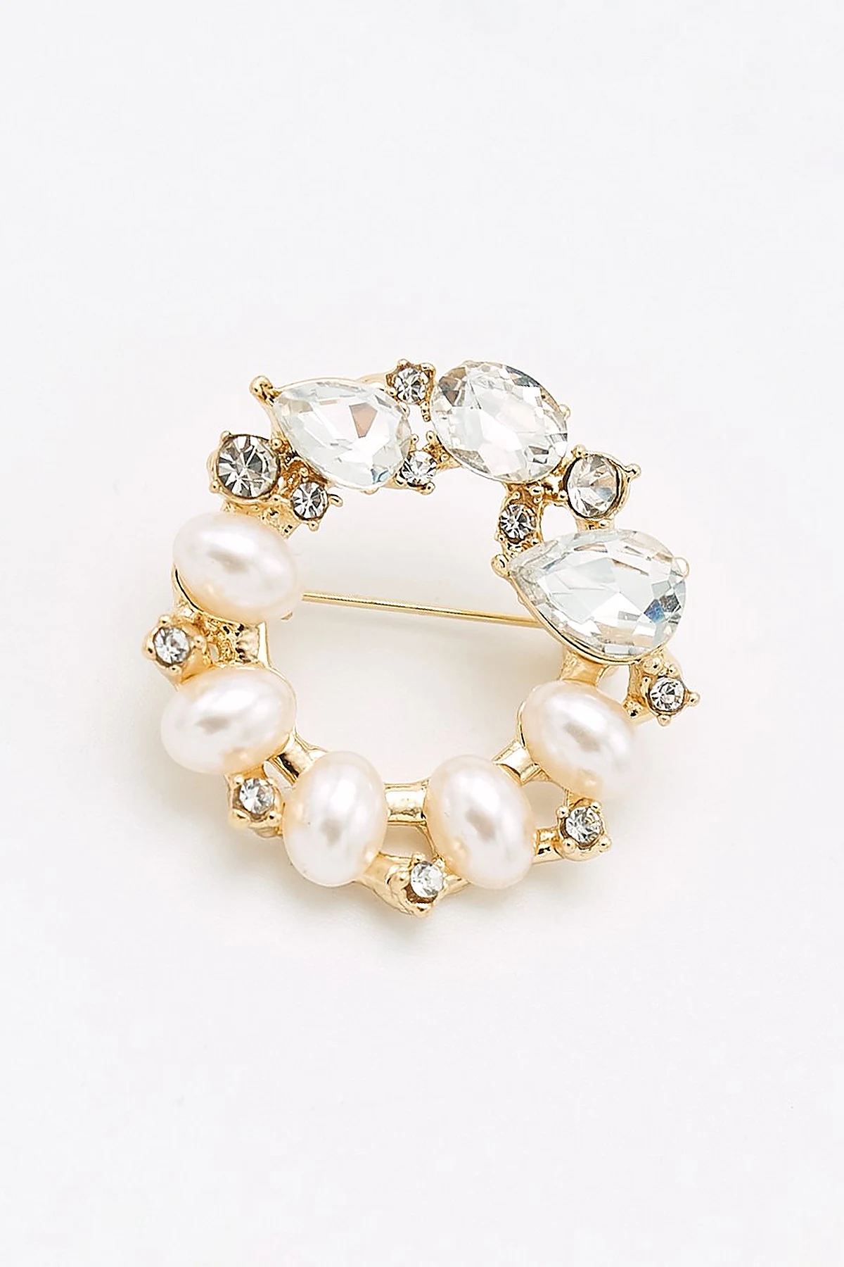 Pearl Arrangement Brooch Optic White