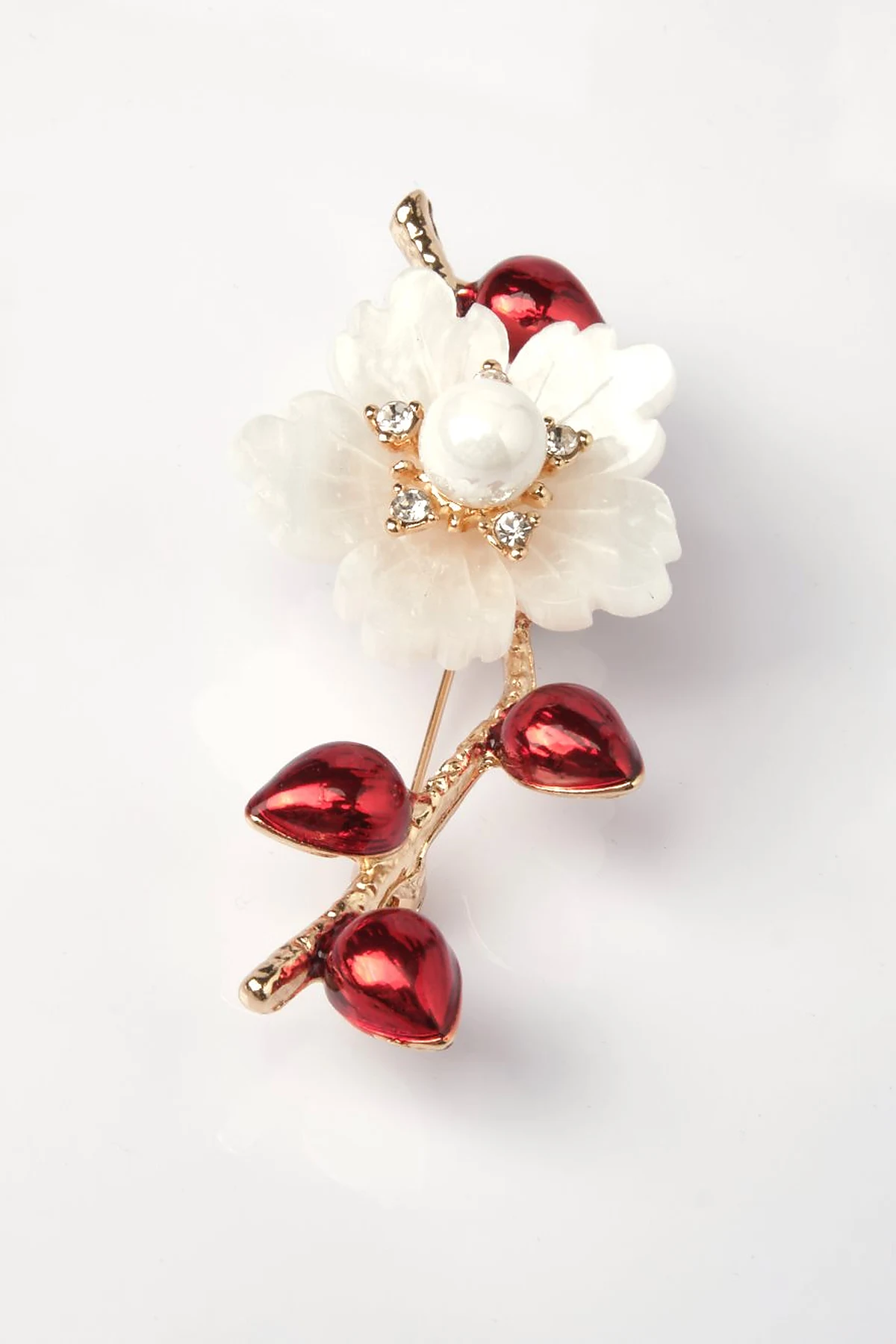 Plum Blossom Figured Brooch Optic White