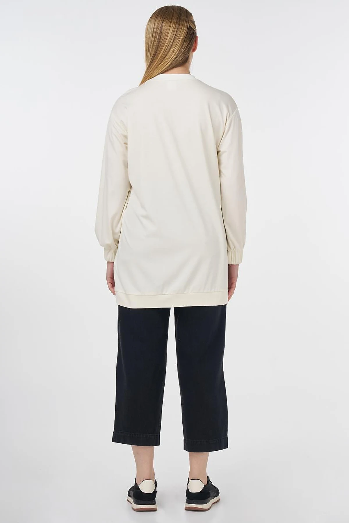 Kelebek Nakışlı Sweatshirt Ekru 