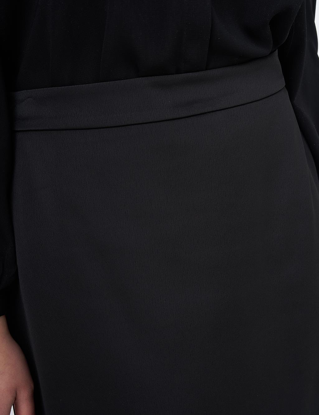 High-Waist Satin Skirt Black