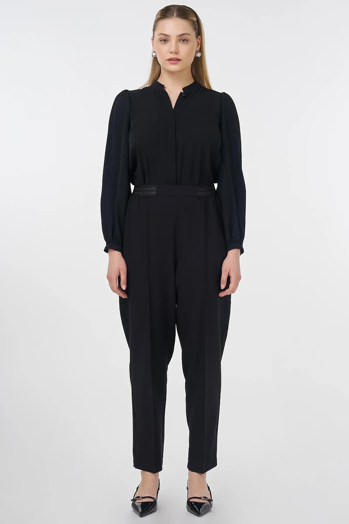 High-Waist Pants with Topstitched Seams – Black