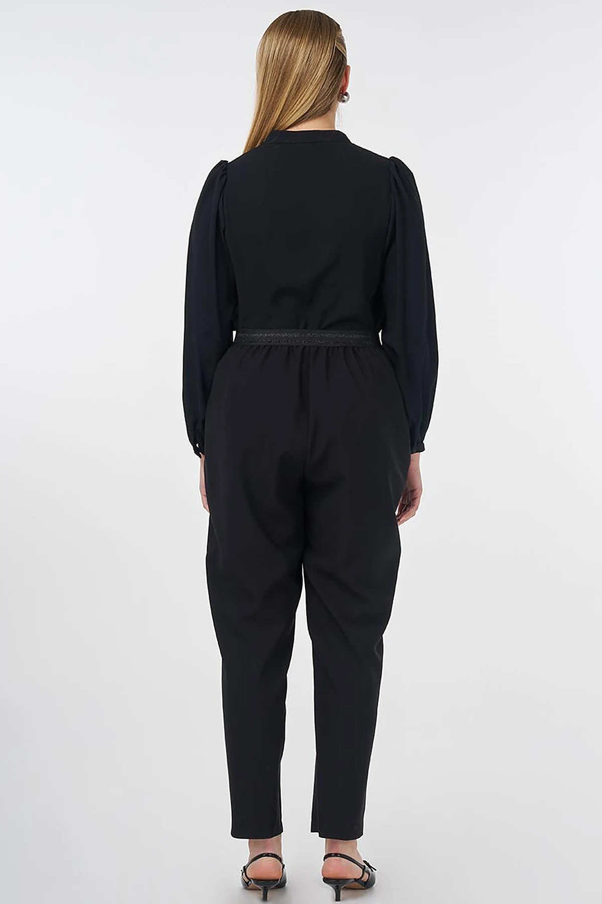 High-Waist Pants with Topstitched Seams – Black