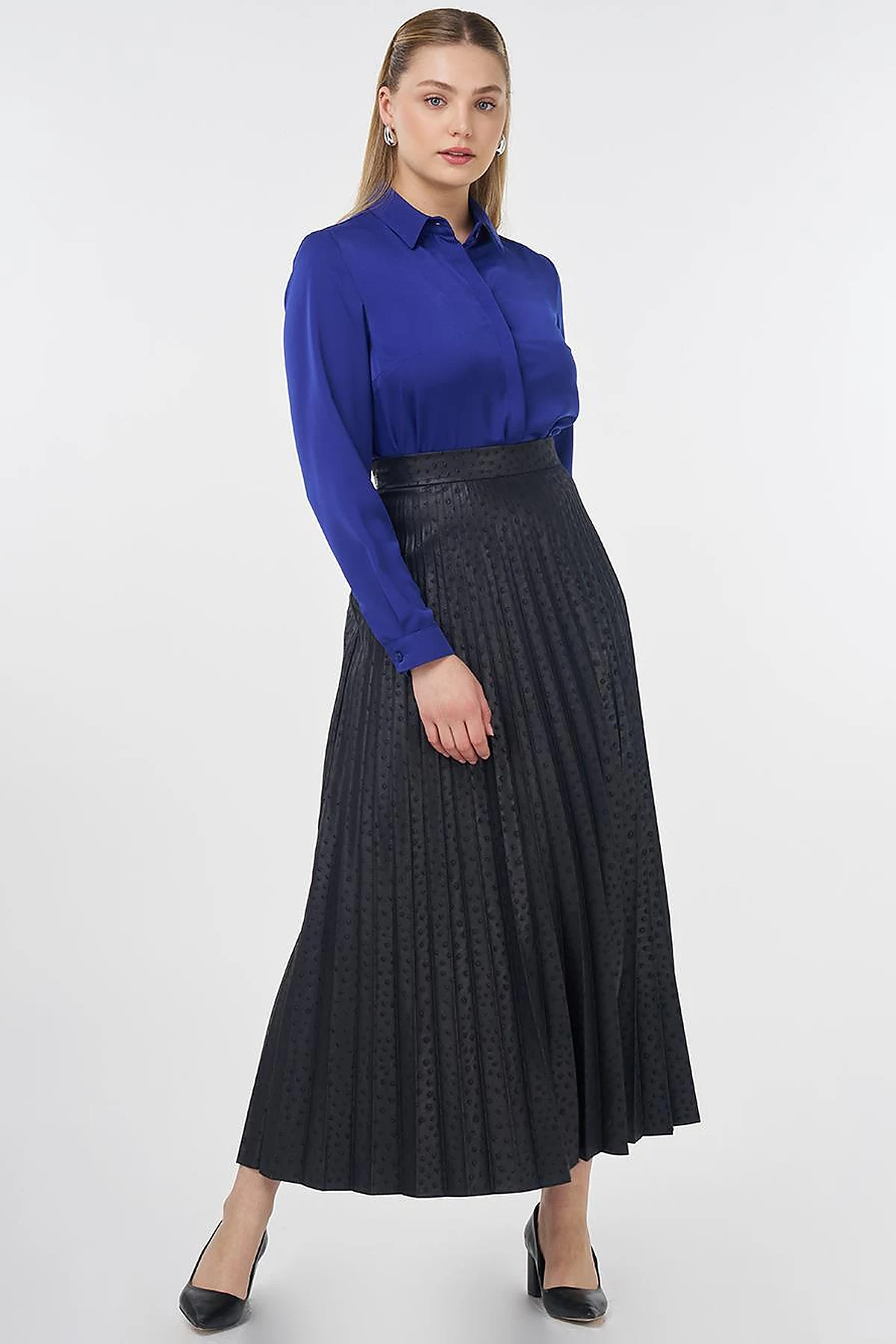 Polka Dot Pleated Skirt Navy