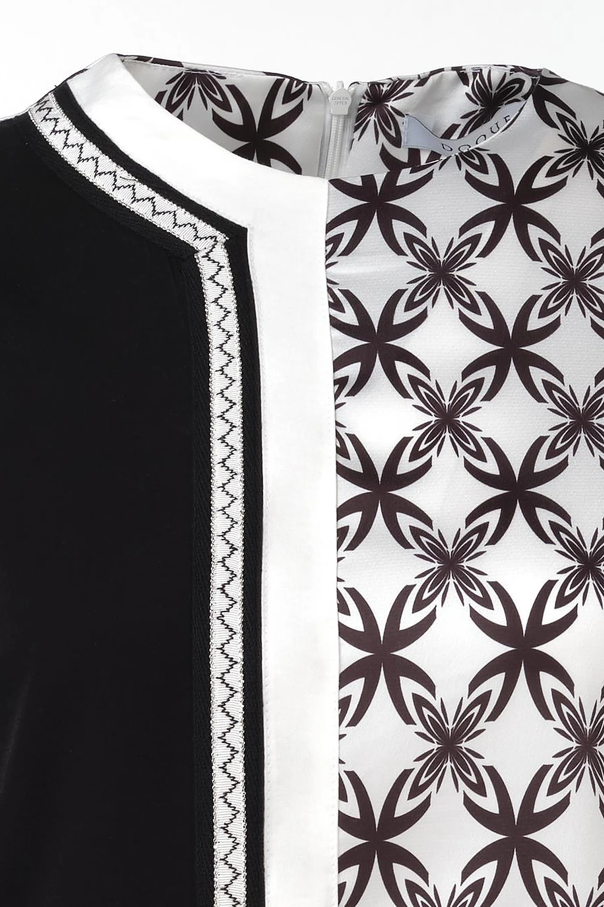 Elegant Floral Pattern Tunic Black