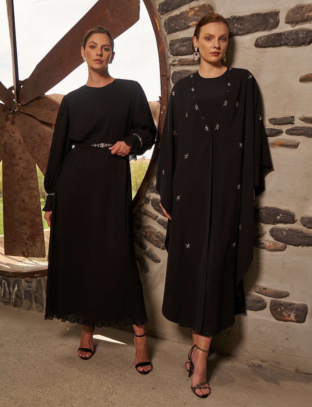 Stone-Embellished Abaya Set Black