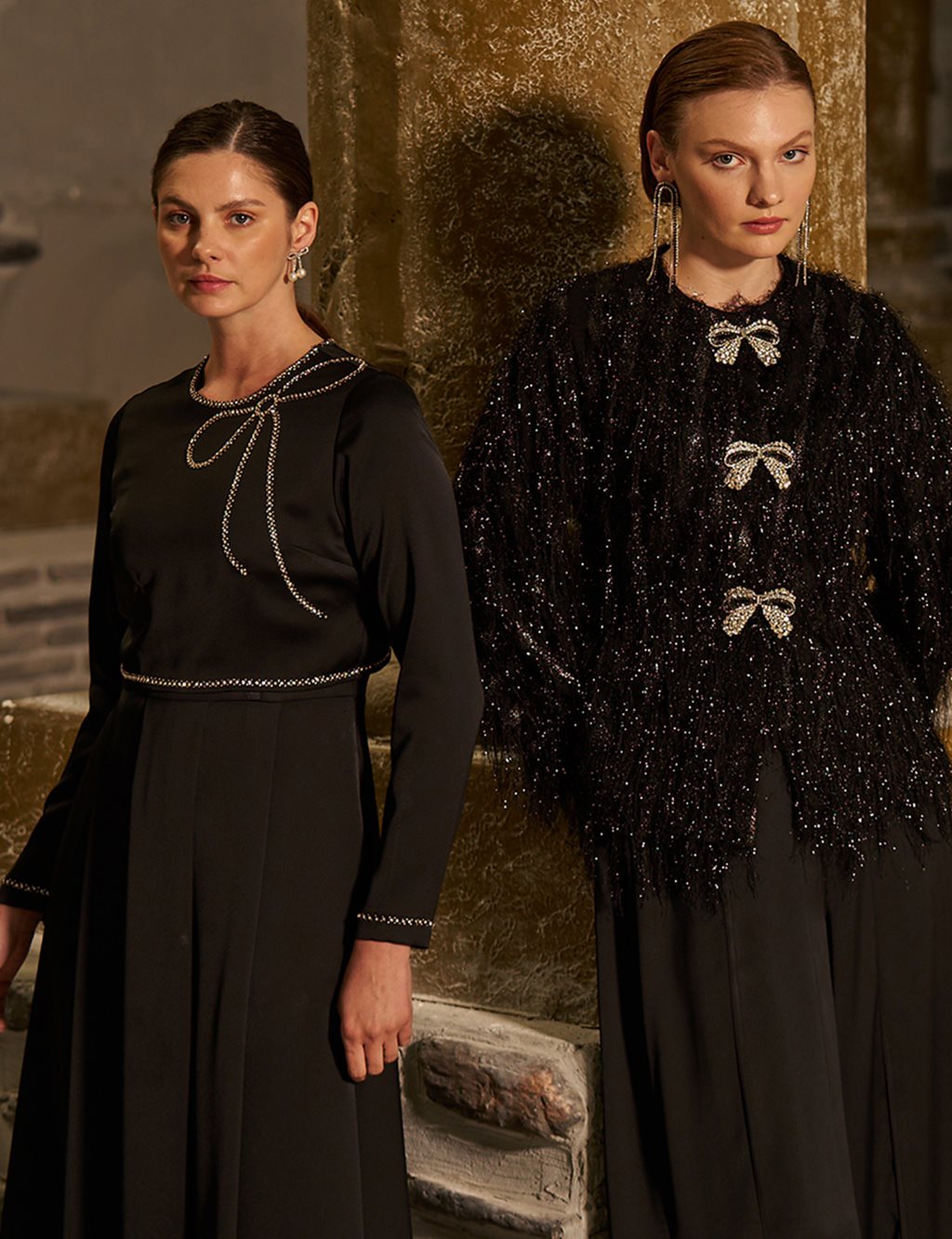 Ribbon-Detail Tasselled Two-Piece Set - Black