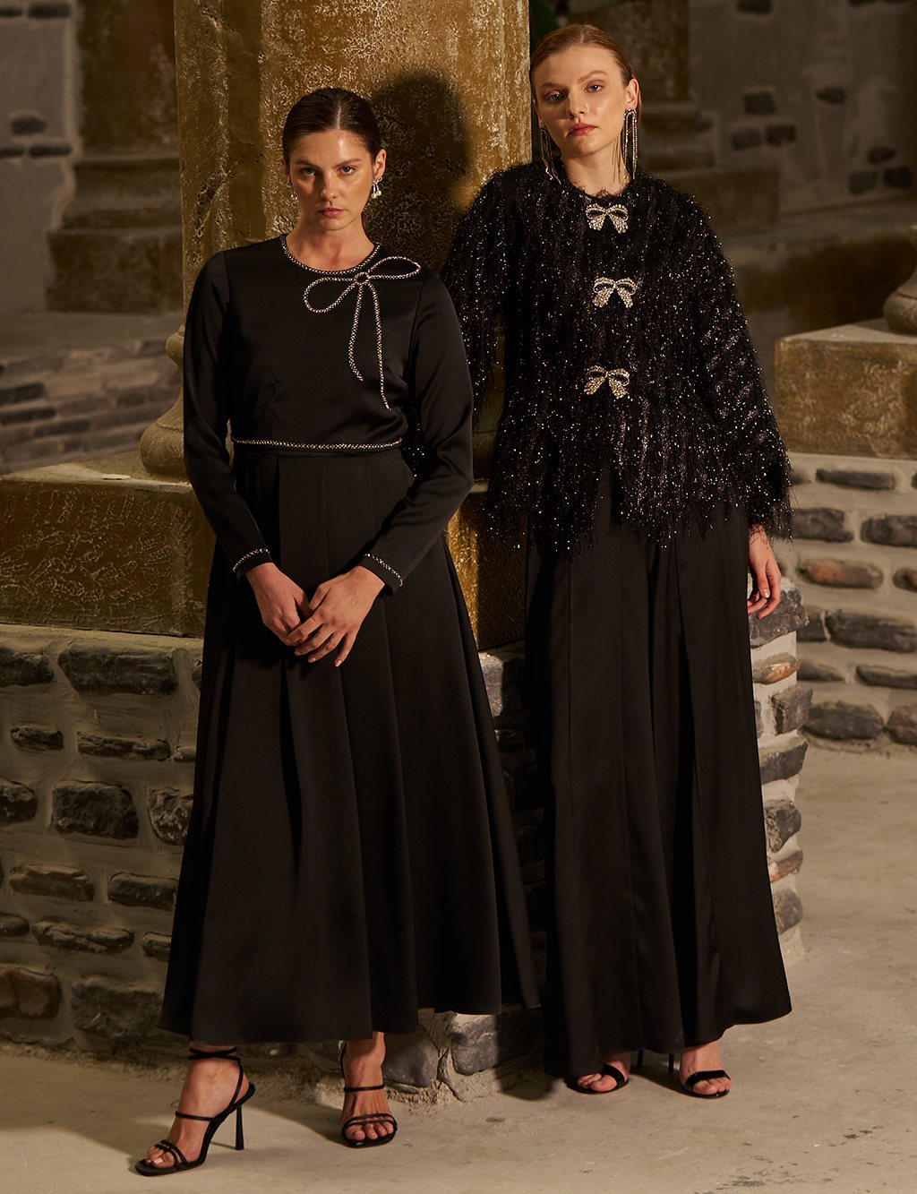 Ribbon-Detail Tasselled Two-Piece Set - Black