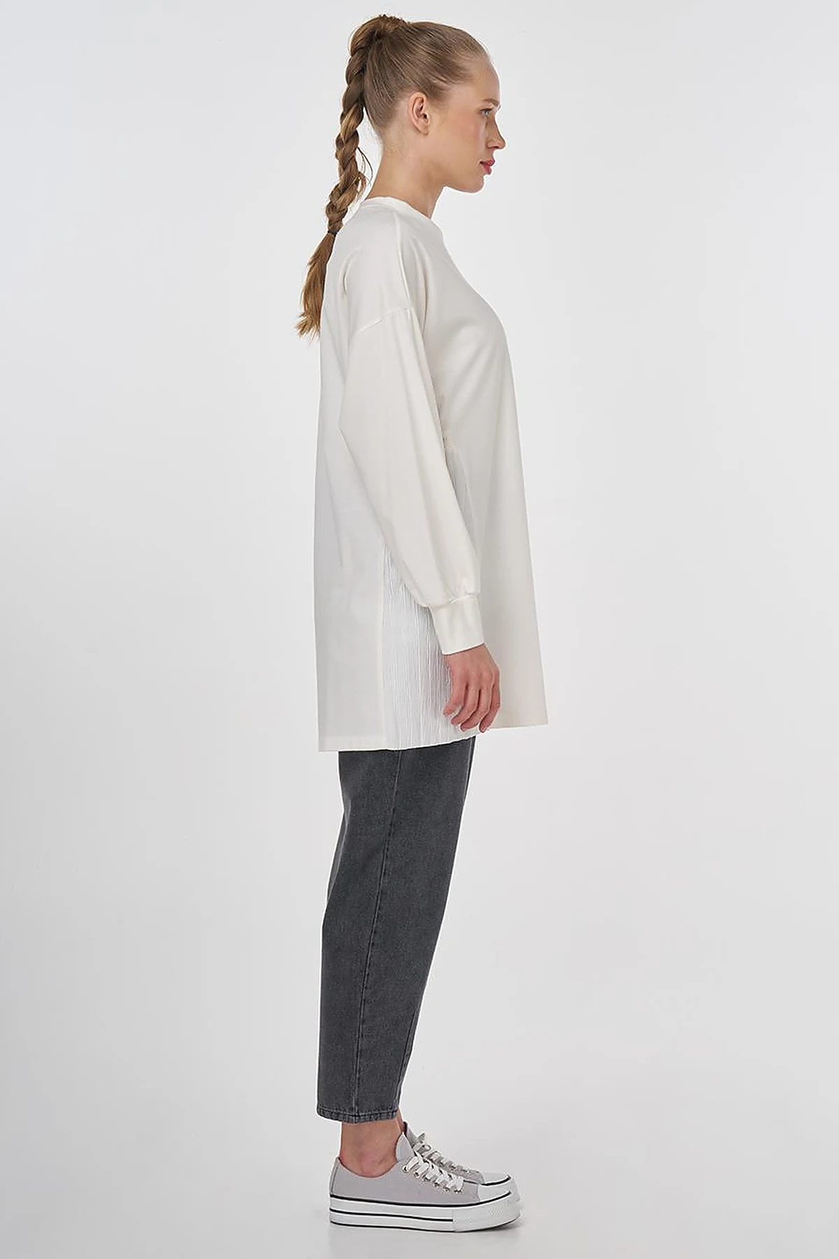 Graphic Printed Knit Sweatshirt Ecru 