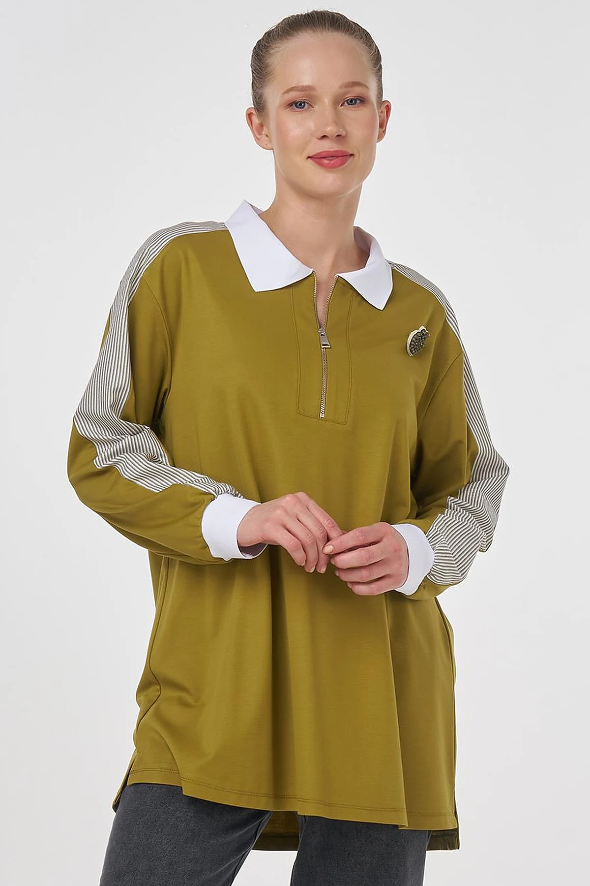 Brooch-Embellished Fabric-Trim Sweatshirt Khaki