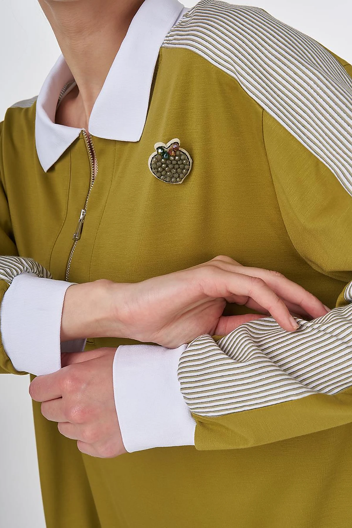 Brooch-Embellished Fabric-Trim Sweatshirt Khaki