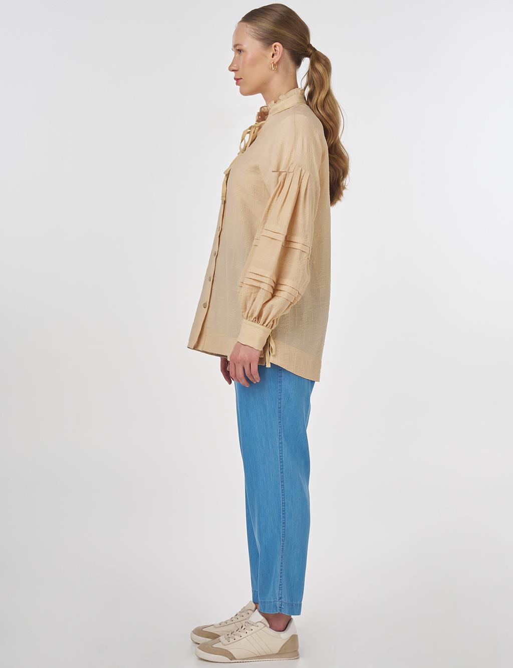 Ribbed Stitch Stand Collar Blouse Beige
