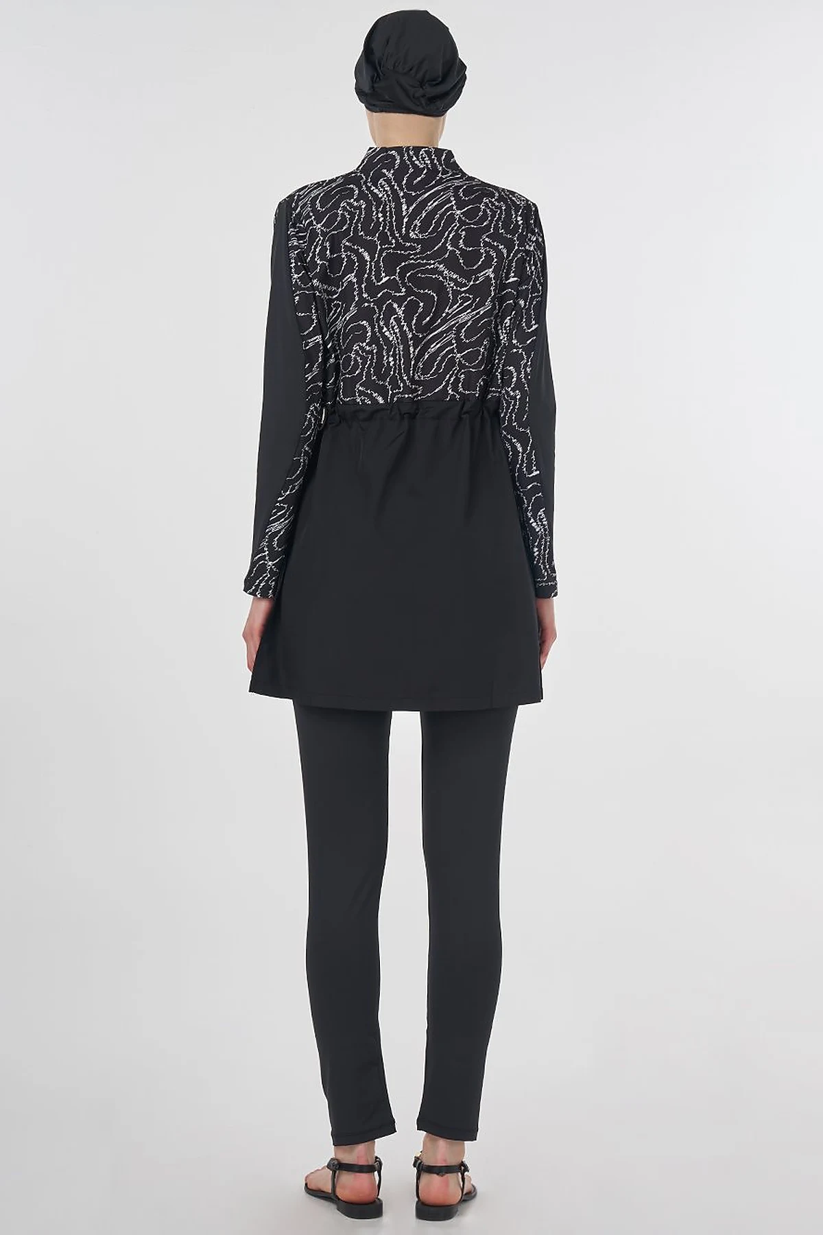 Complex Pattern Modest Swimsuit – Black