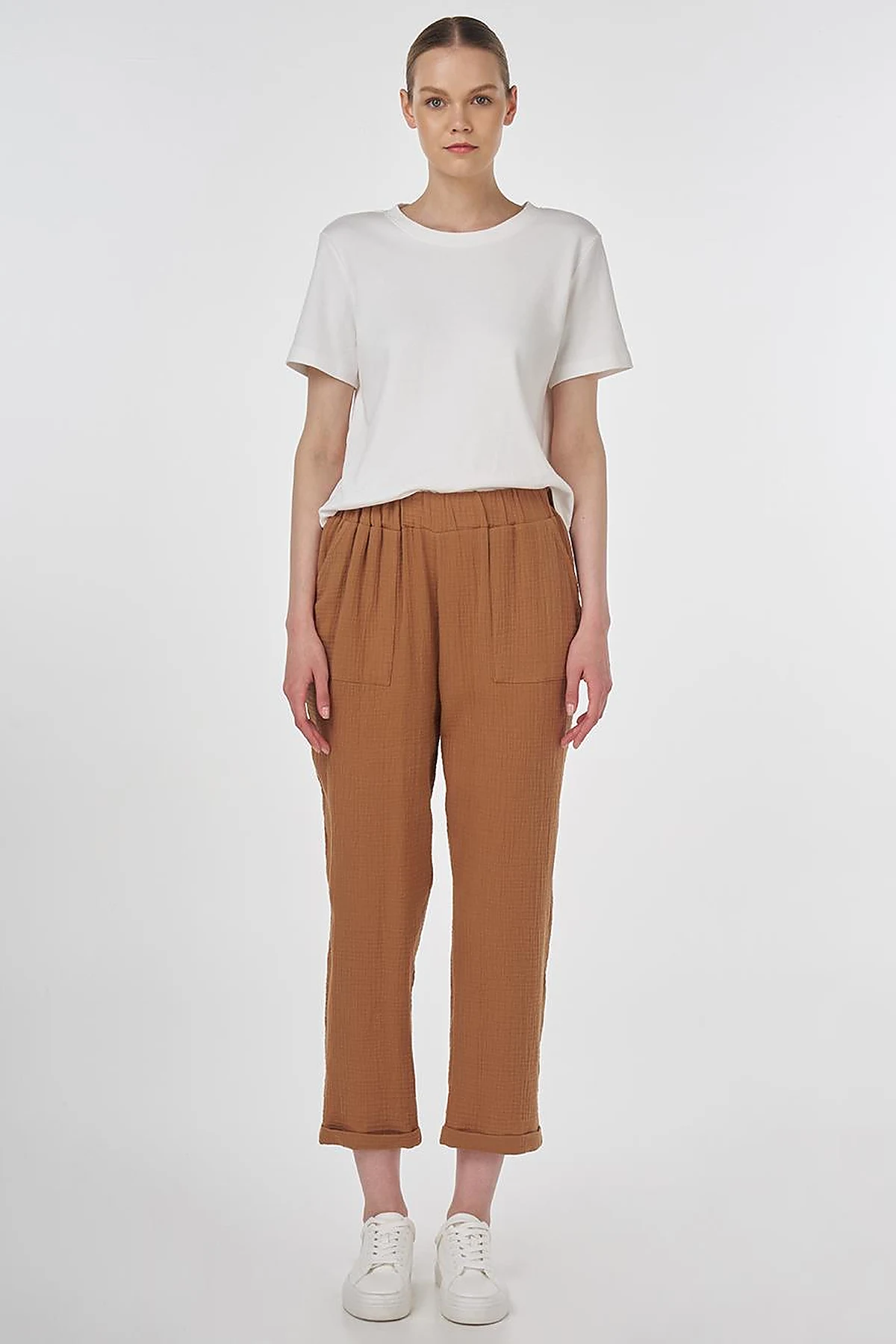 Carrot Fit Muslin Pants Tobacco