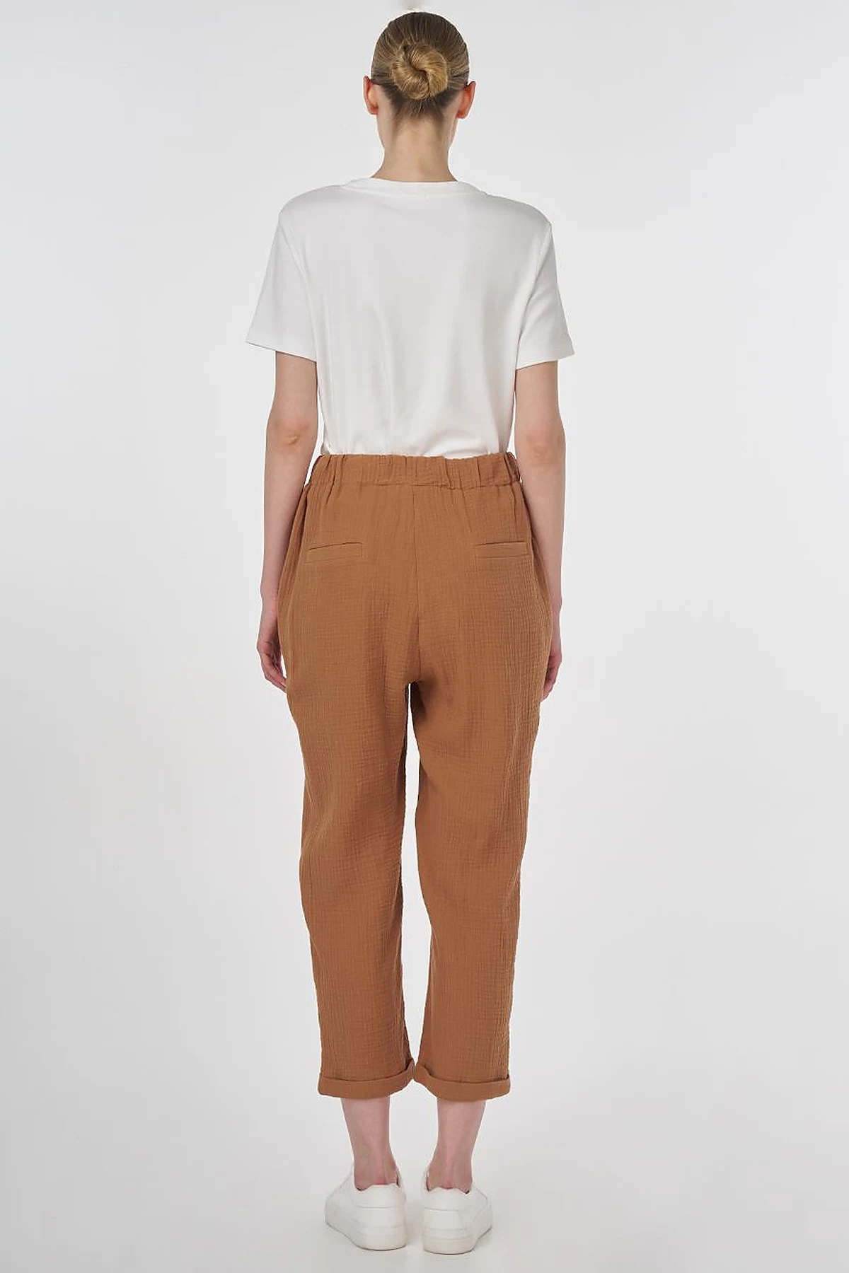 Carrot Fit Muslin Pants Tobacco