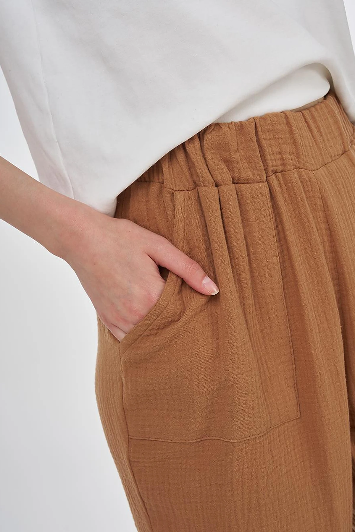 Carrot Fit Muslin Pants Tobacco
