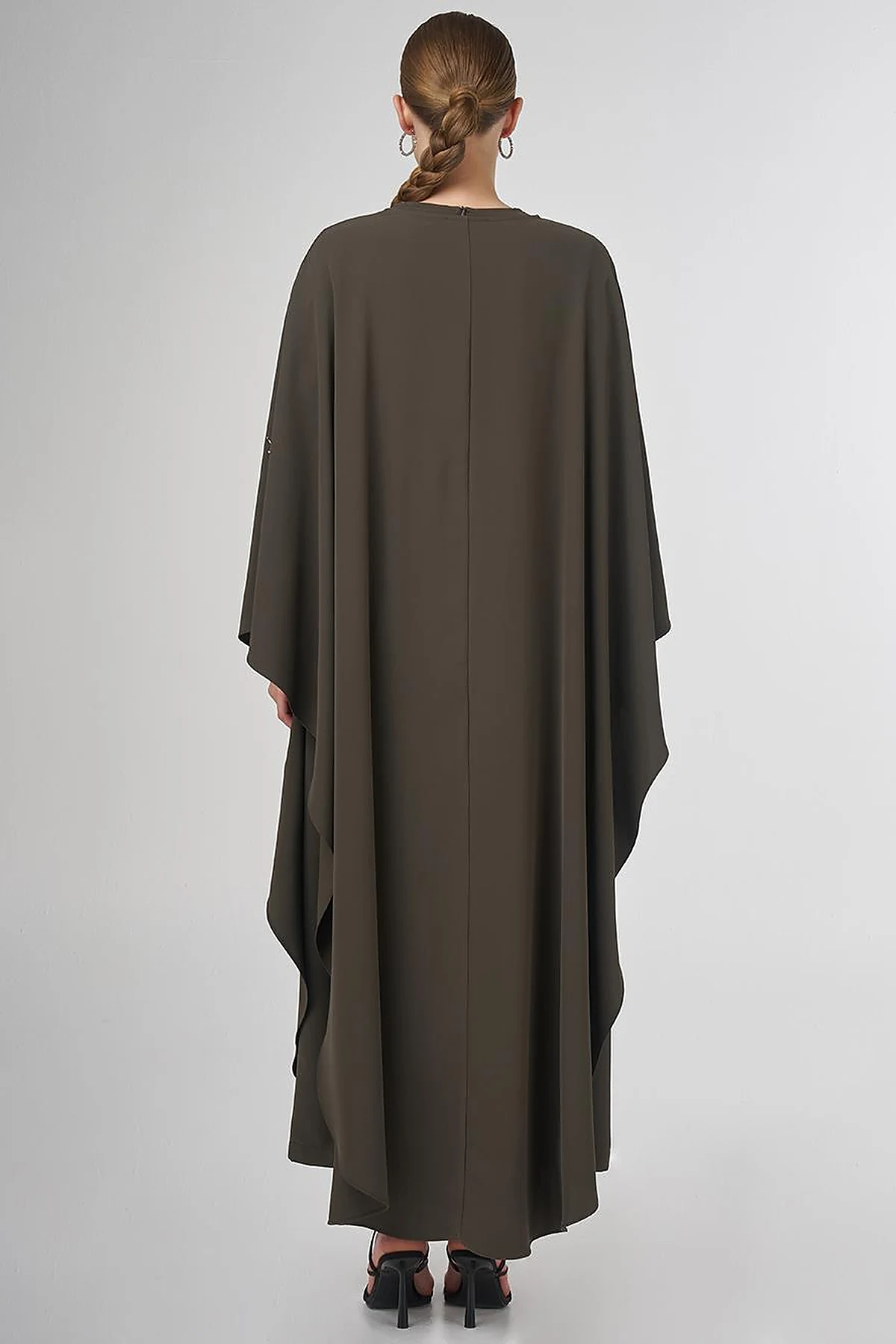 Stone-Embellished Abaya Set Khaki