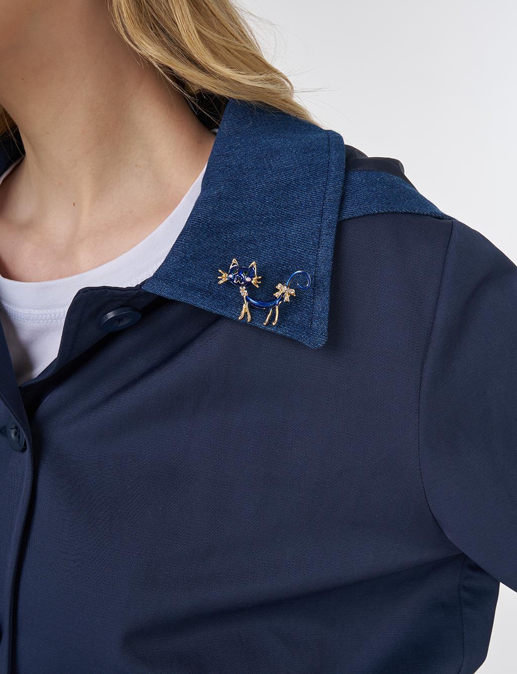 Brown Detailed Cat Figure Brooch Midnight Blue
