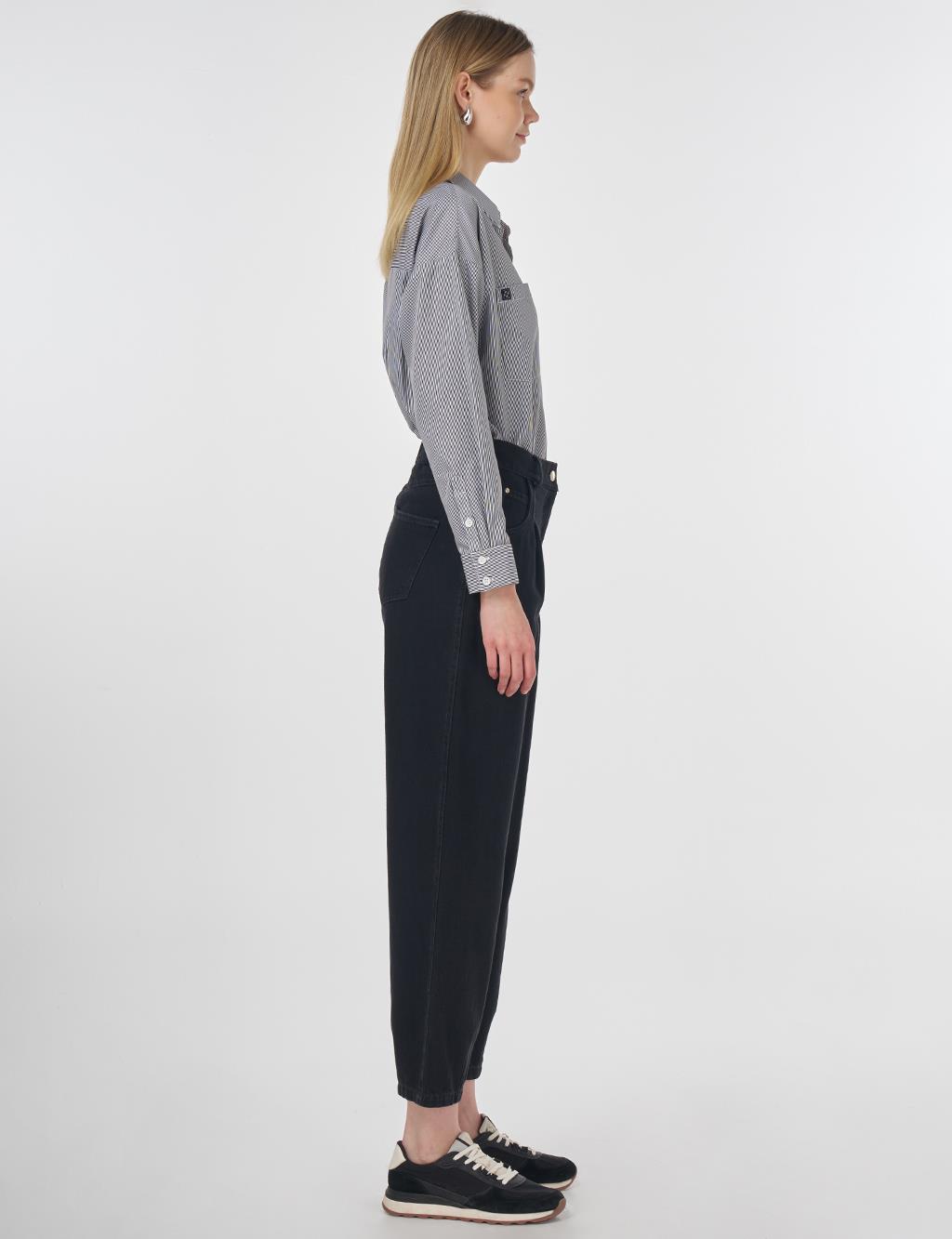  High-Waist Denim Pants Black