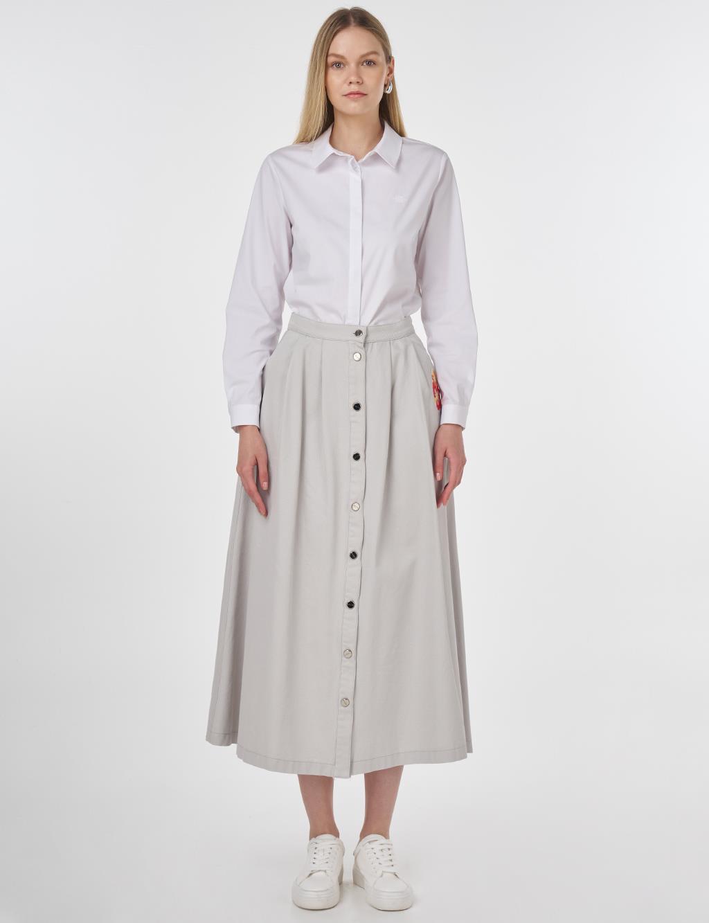 Embroidered Canvas Skirt in Light Gray