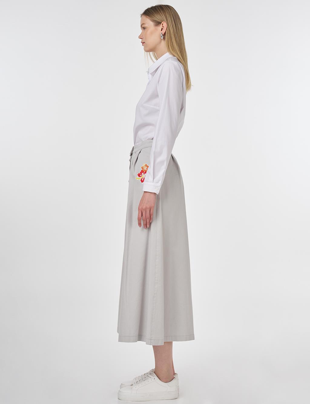 Embroidered Canvas Skirt in Light Gray