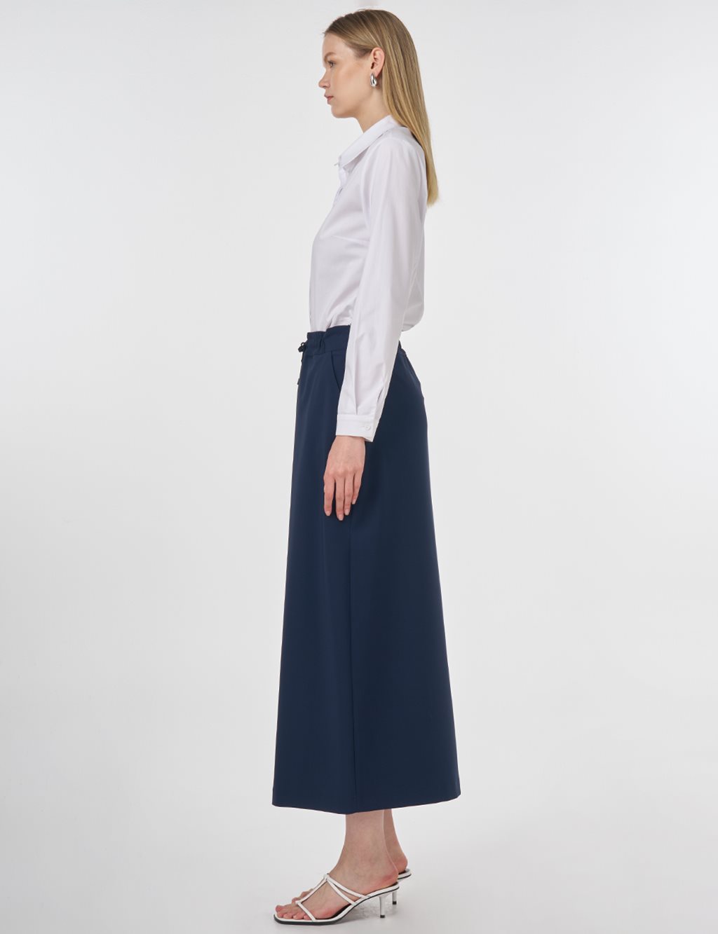 Lace-Up High-Waist Skirt Dark Navy 